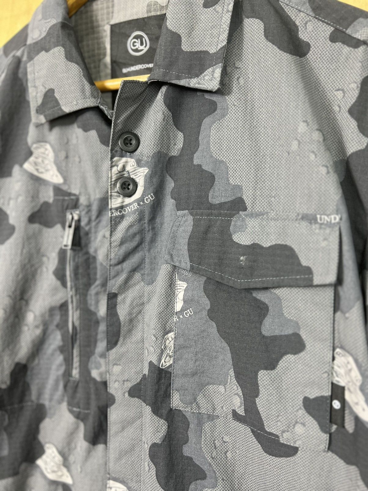Undercover Undercover x Gu Size US S / EU 44-46 / 1 - 21 Thumbnail