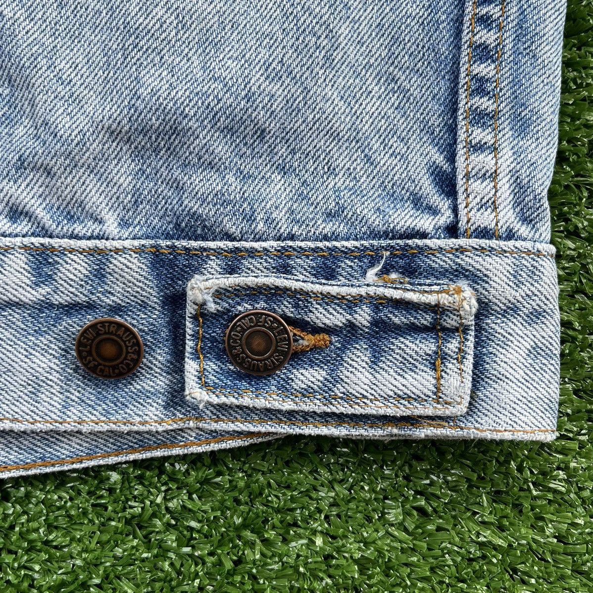 Levi's × Vintage Vintage 80’s 90’s Levis Denim Jacket Size US L / EU 52-54 / 3 - 12 Thumbnail