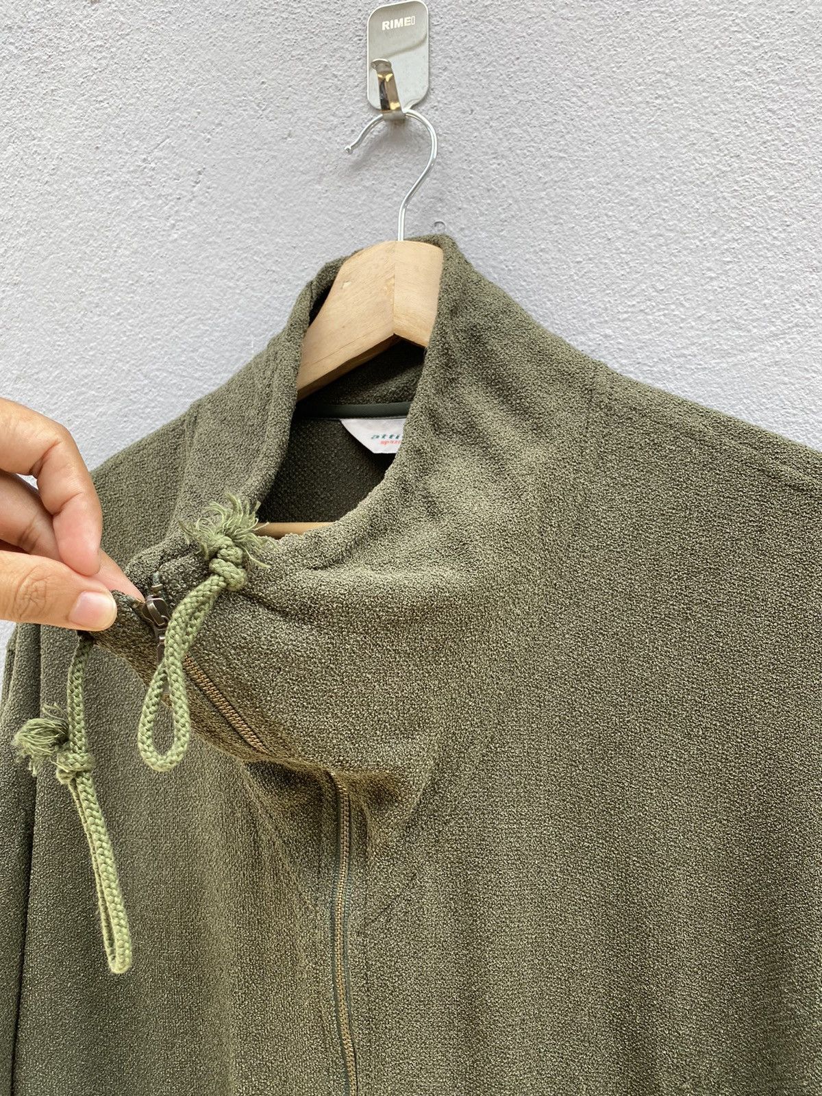 20471120 💥RARE DESIGN💥 “Attivo Spazio” Half Zip Detachable Pockets Size US L / EU 52-54 / 3 - 4 Thumbnail