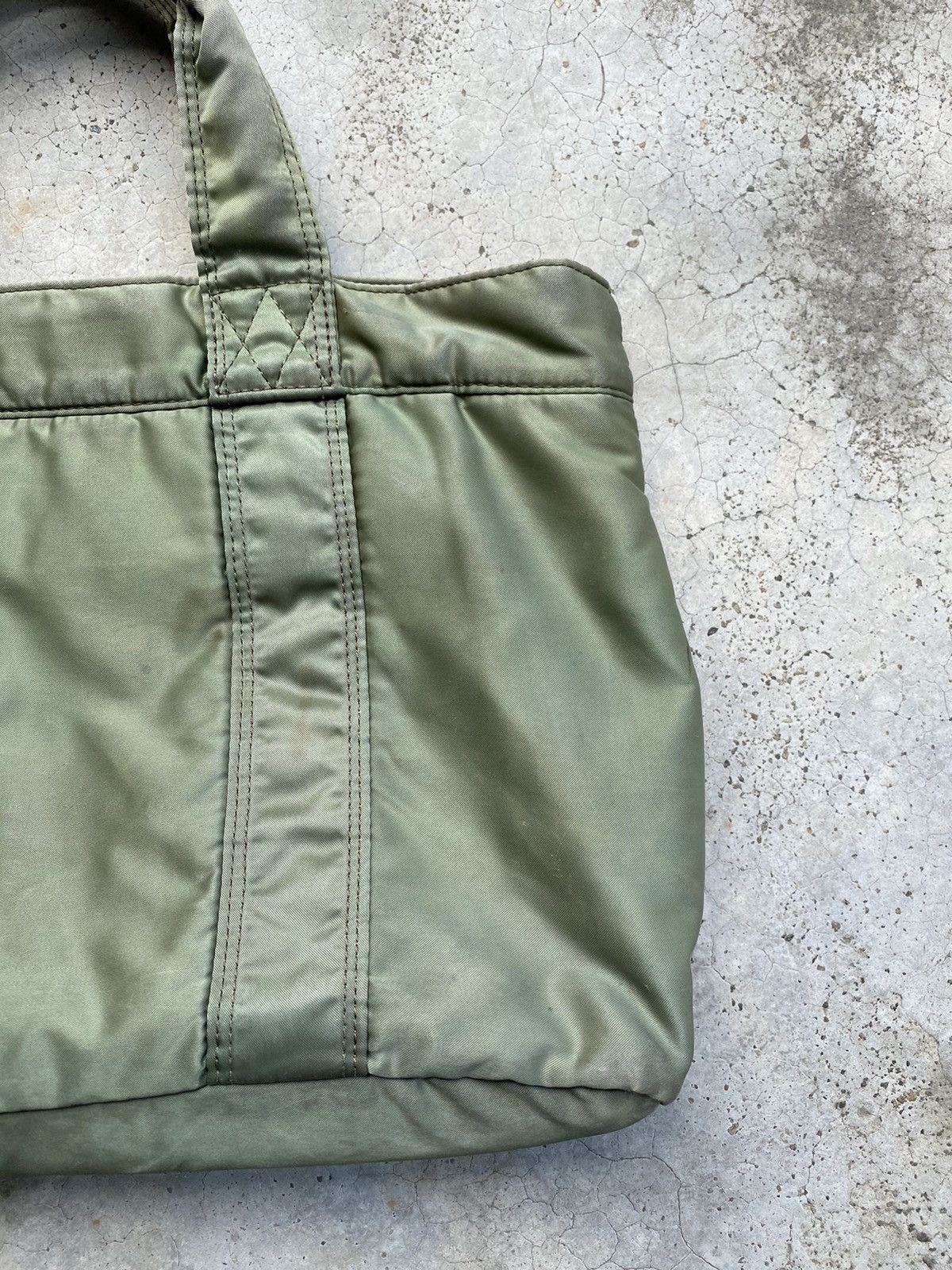 Head Porter 💥PORTER YOSHIDA & Co. Tanker Nylon Totebag Rare Army Green Size ONE SIZE - 19 Thumbnail