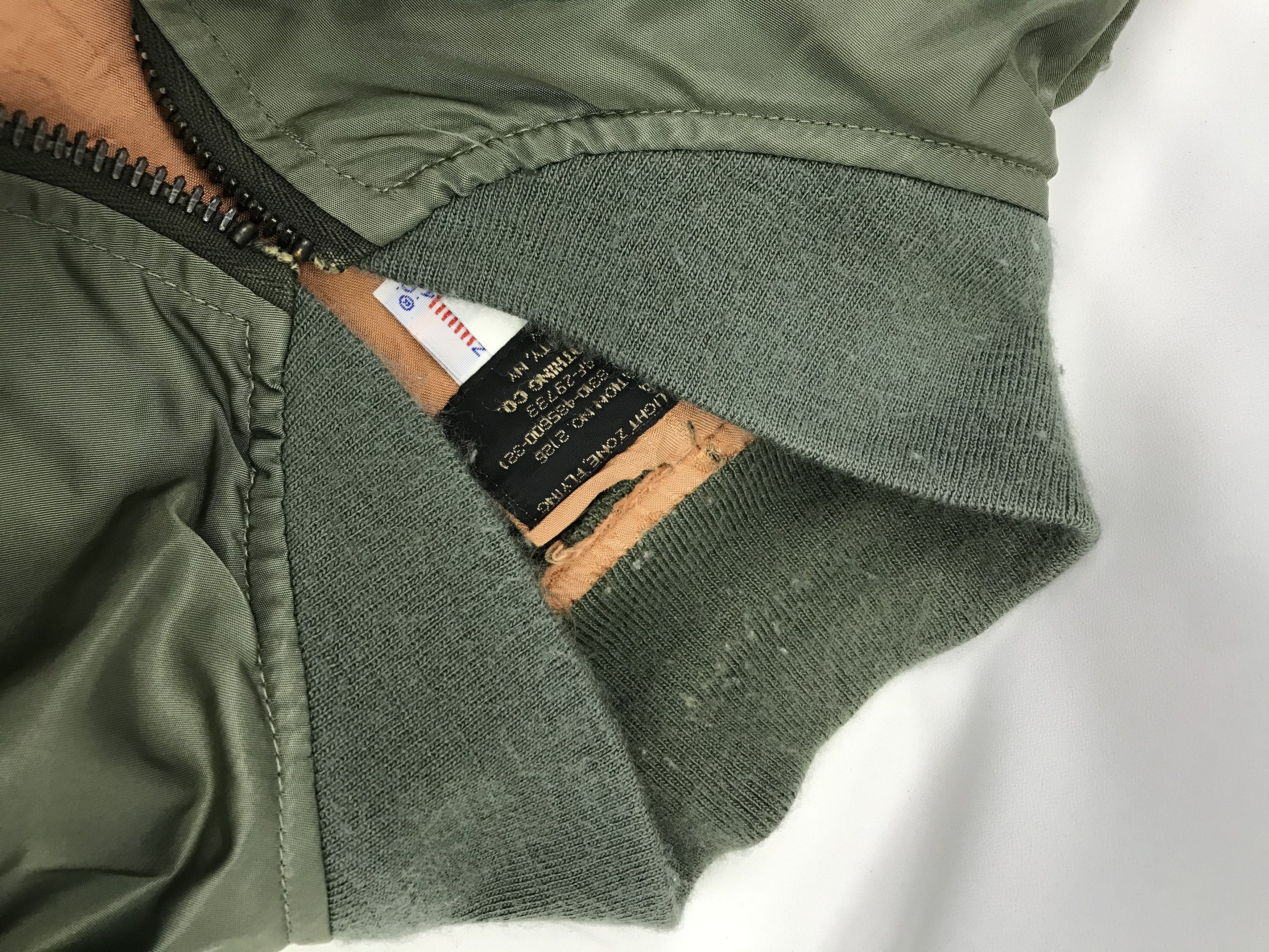 Avirex Vintage Avirex bomber jacket VF 117 Vietnam Size US XL / EU 56 / 4 - 16 Thumbnail