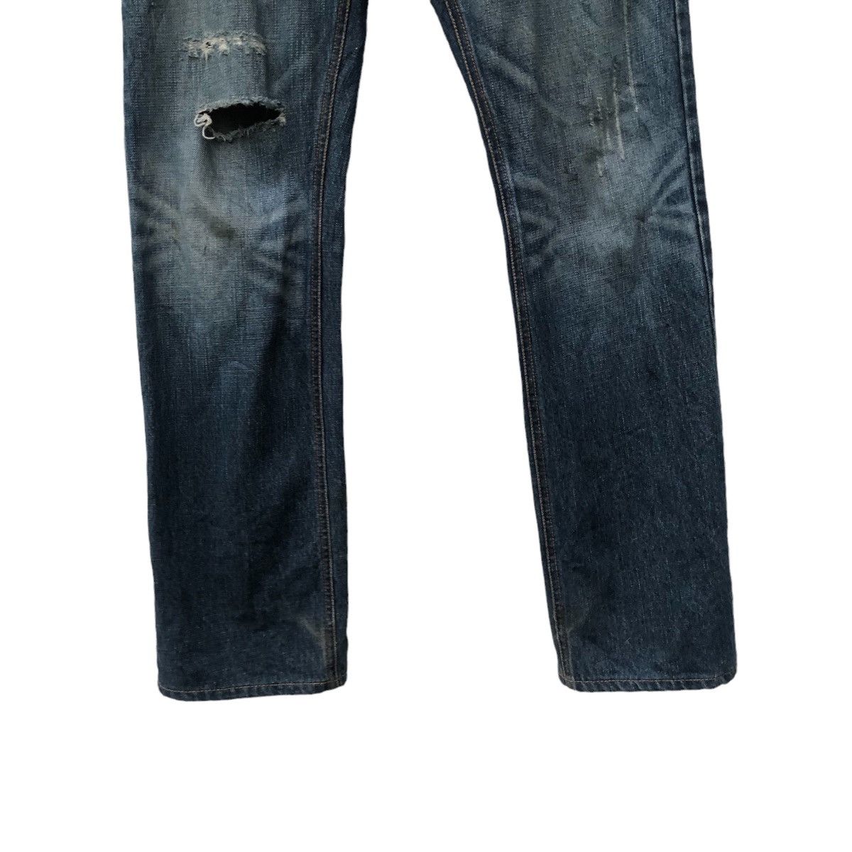 Burberry AUTHENTIC BURBERRY BLACK LABEL DISTRESSED DENIM PANTS Size US 32 / EU 48 - 5 Thumbnail