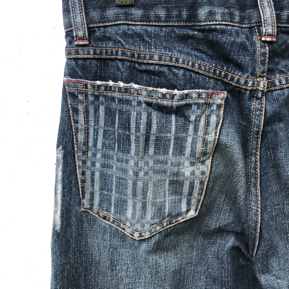 Burberry AUTHENTIC BURBERRY BLACK LABEL DISTRESSED DENIM PANTS Size US 32 / EU 48 - 7 Thumbnail