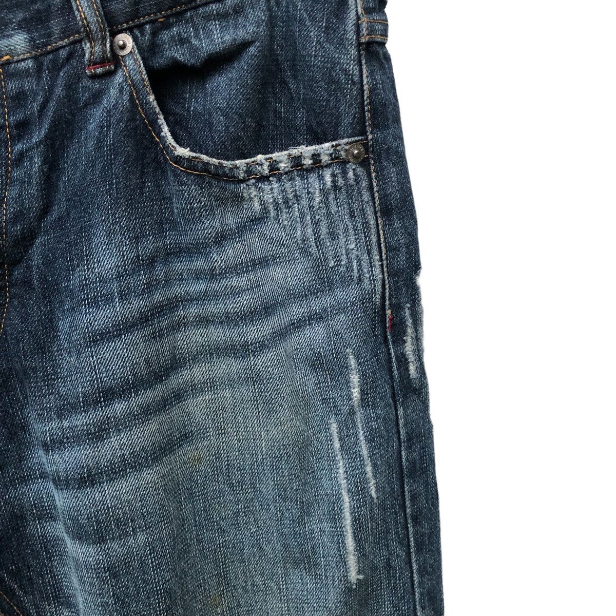 Burberry AUTHENTIC BURBERRY BLACK LABEL DISTRESSED DENIM PANTS Size US 32 / EU 48 - 6 Thumbnail