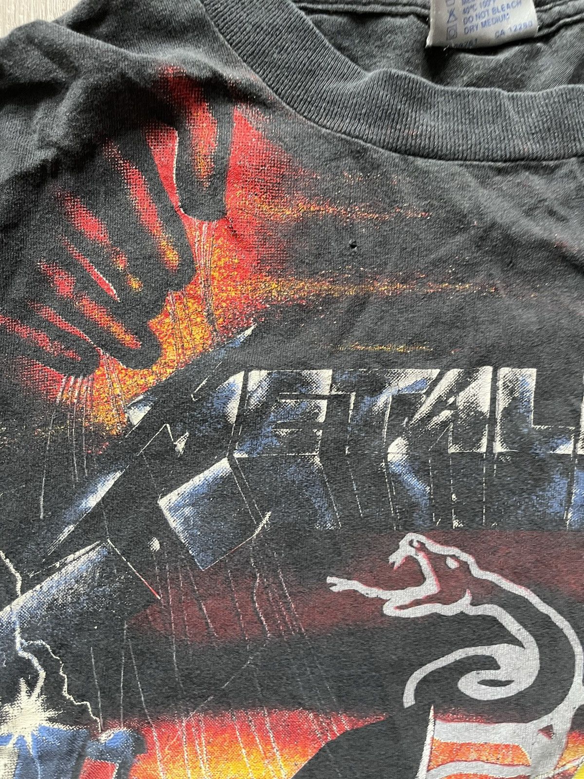 Vintage Vintage Rare 1991 Metallica All Over Print T-shirt Size US XL / EU 56 / 4 - 10 Thumbnail