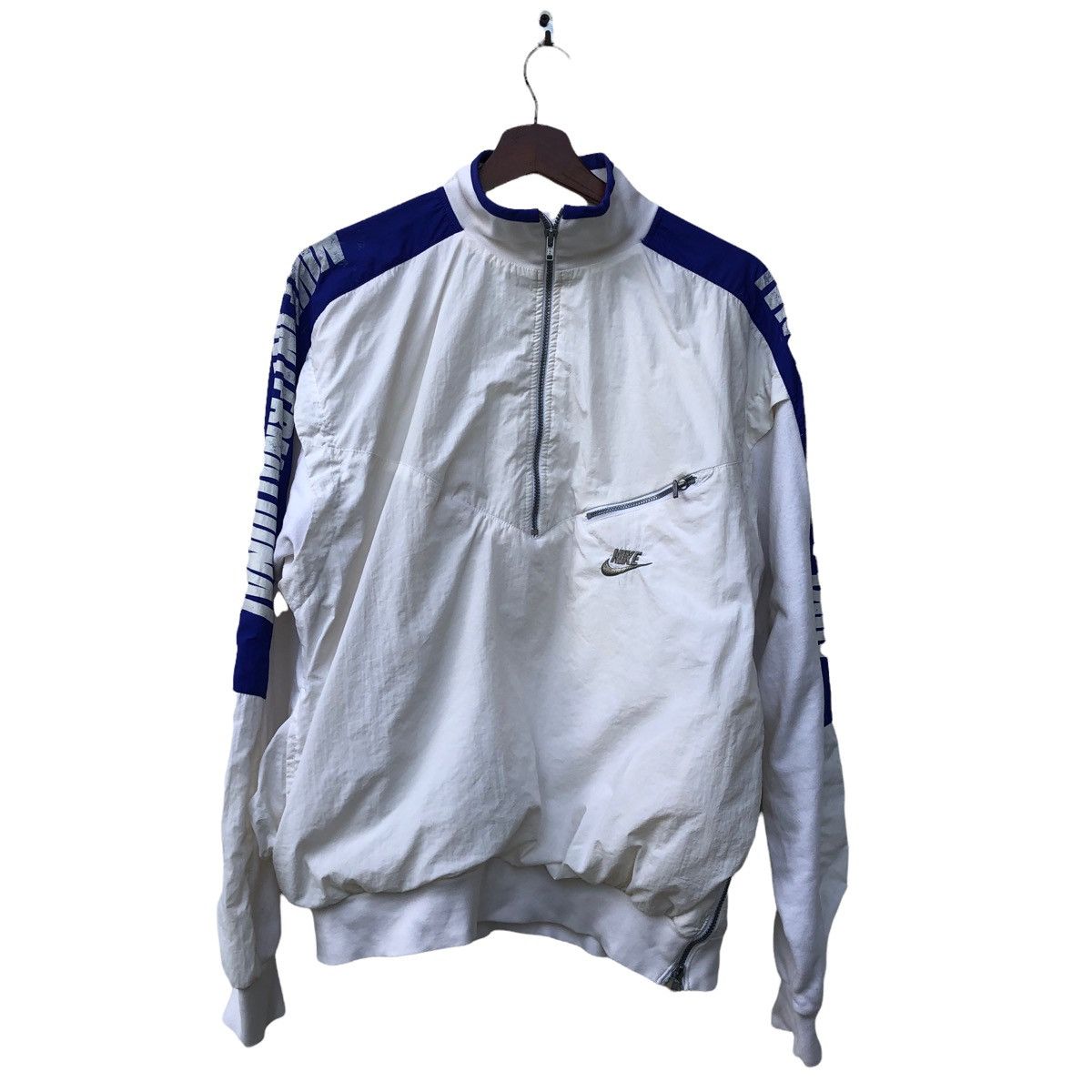 📣VTG NIKE INTERNATIONAL SIDE TAPE