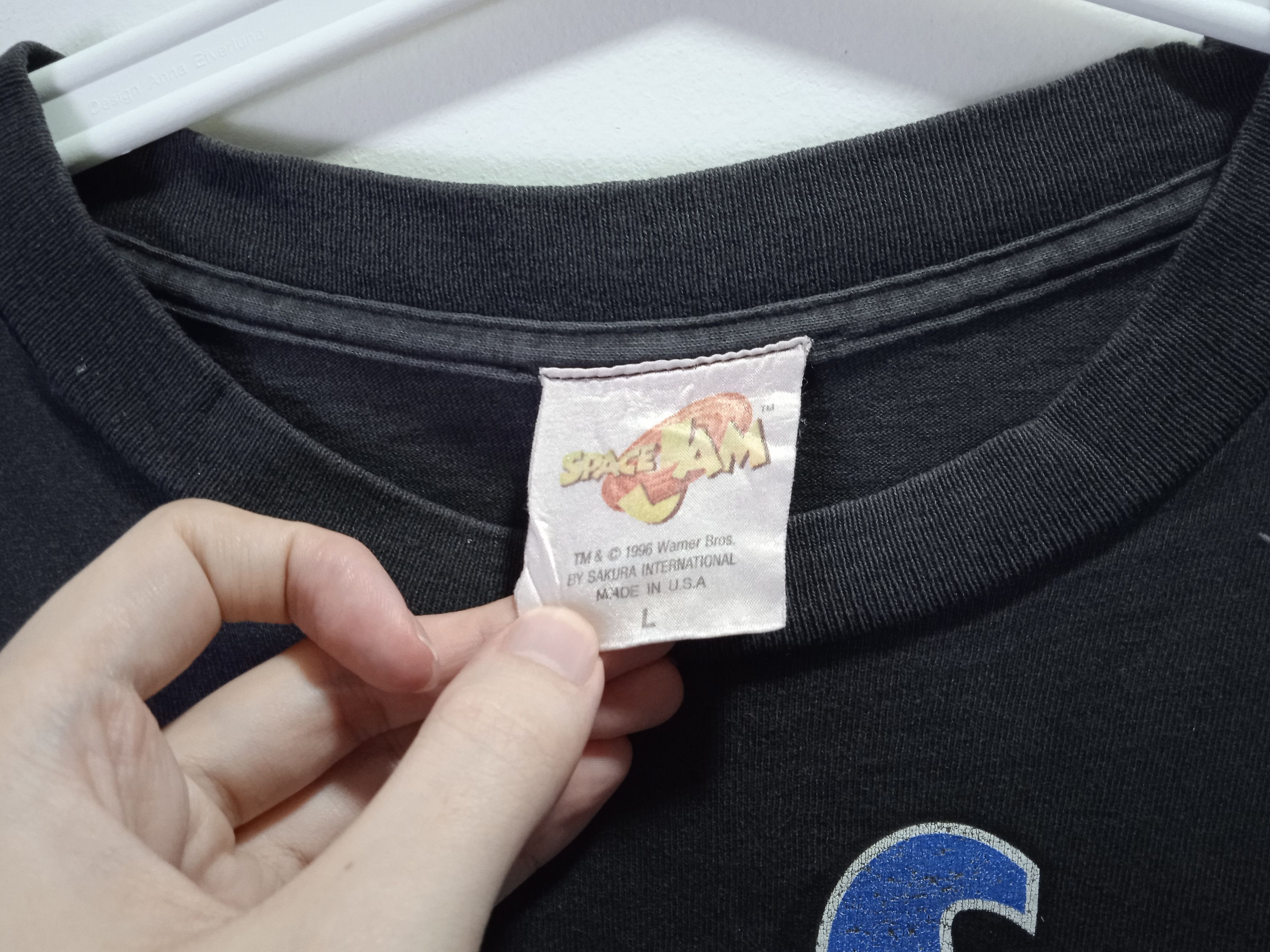 Vintage Vintage Space Jam 90s T Shirt Looney Tunes NBA Cartoon Size US L / EU 52-54 / 3 - 3 Thumbnail
