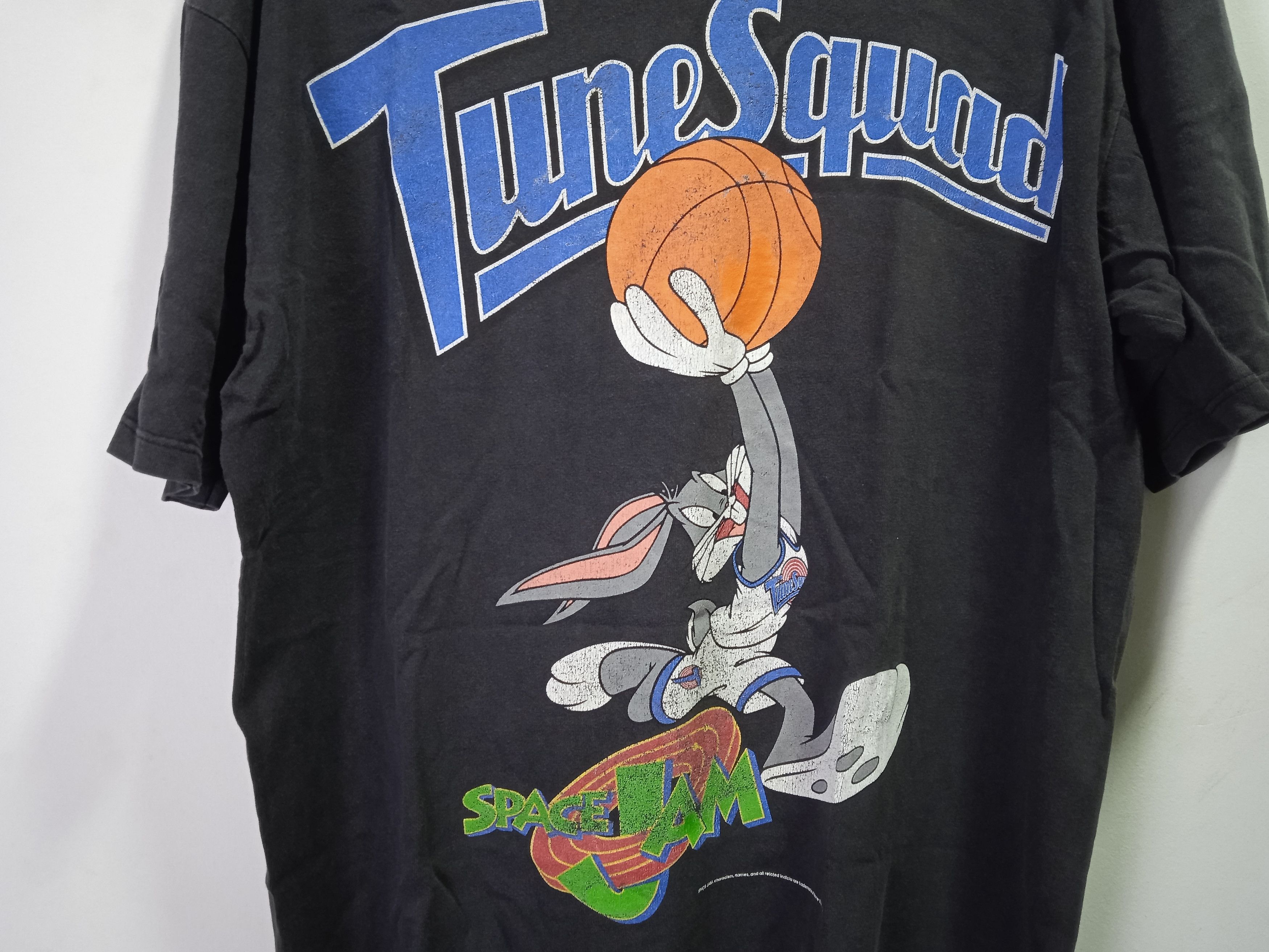 Vintage Vintage Space Jam 90s T Shirt Looney Tunes NBA Cartoon Size US L / EU 52-54 / 3 - 2 Thumbnail