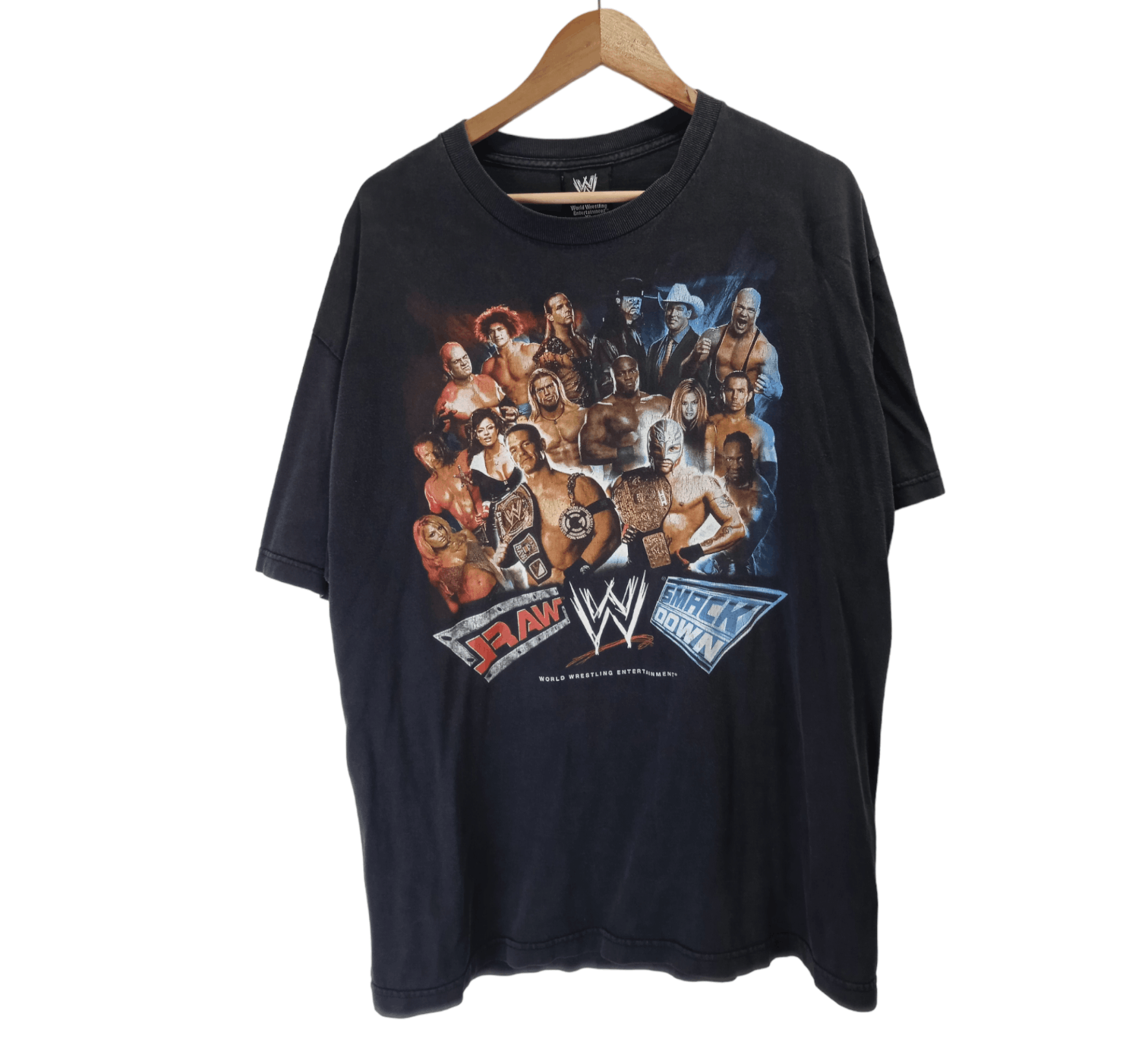 image of Vintage 2000S Wwe All-Star Roster T-Shirt Y2K in Black, Men's (Size XL)