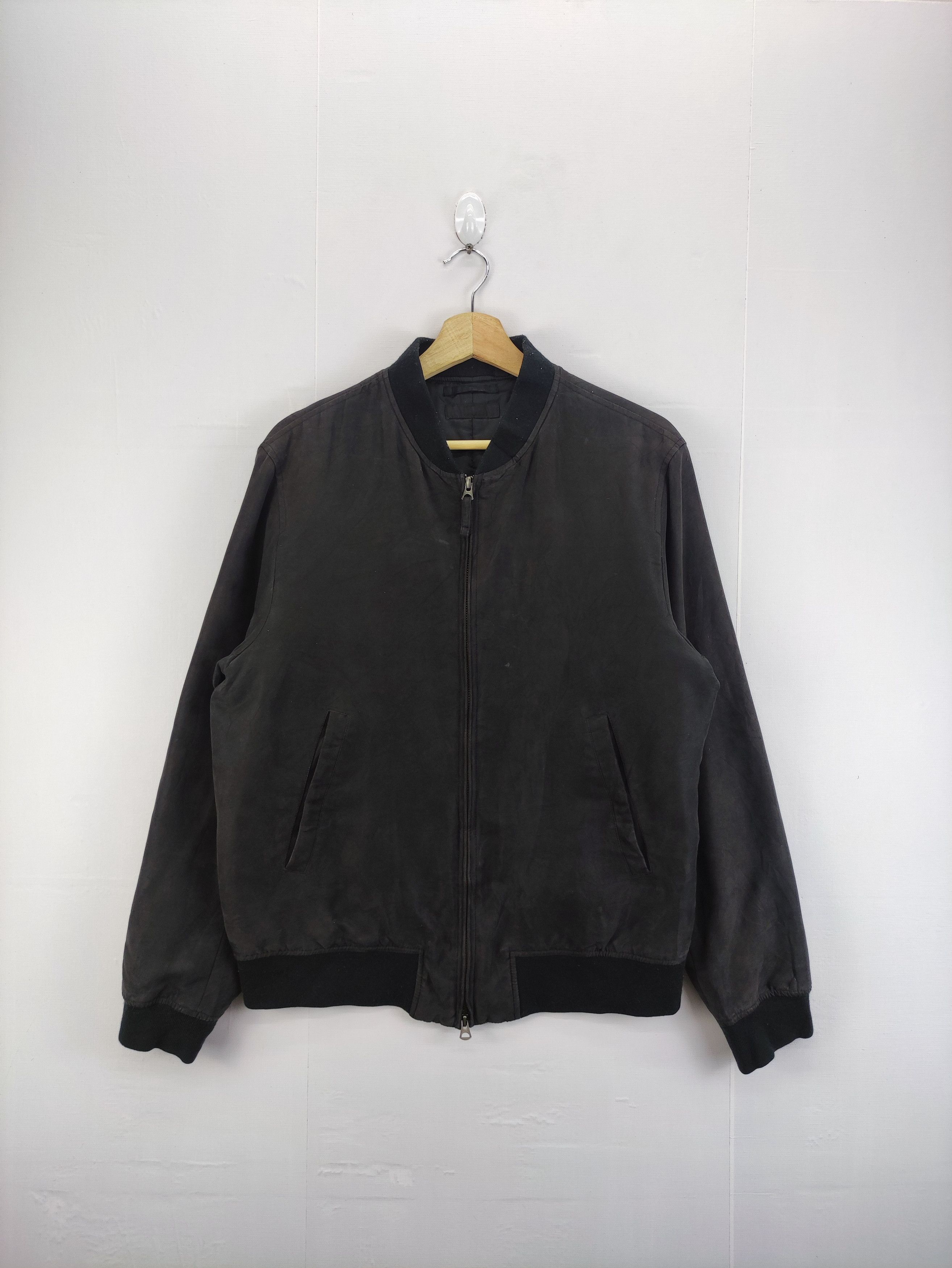 image of Uniqlo Minimalist Zipper Jacket, Men's (Size Medium)