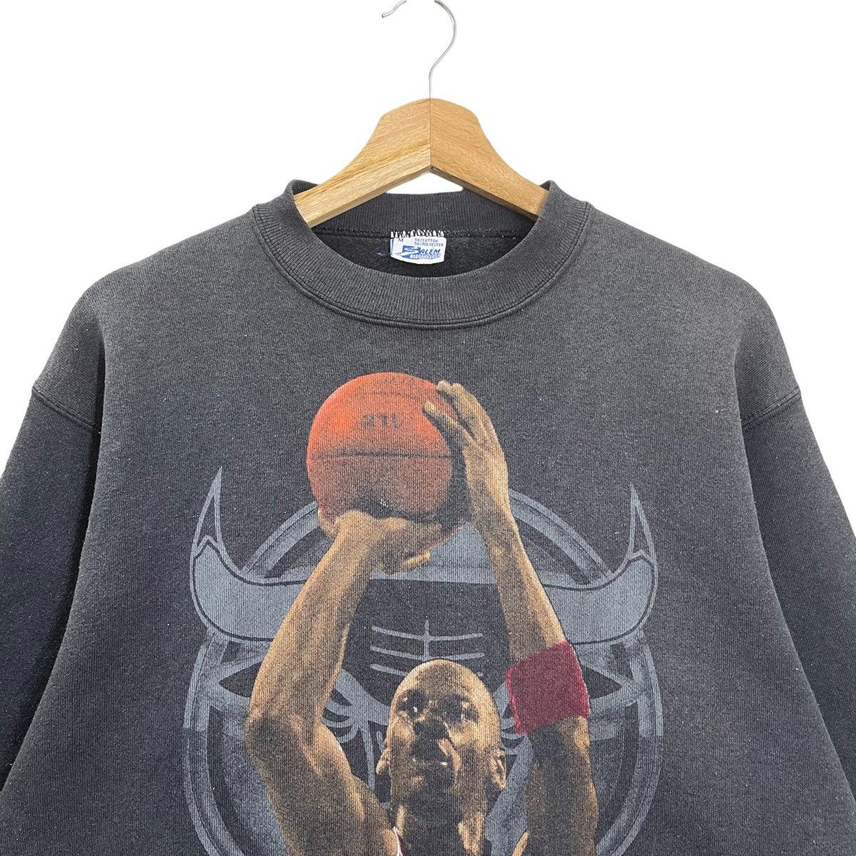 NBA × Vintage 90s Micheal Jordan Crewneck Sweatshirt Size M Size US M / EU 48-50 / 2 - 4 Thumbnail