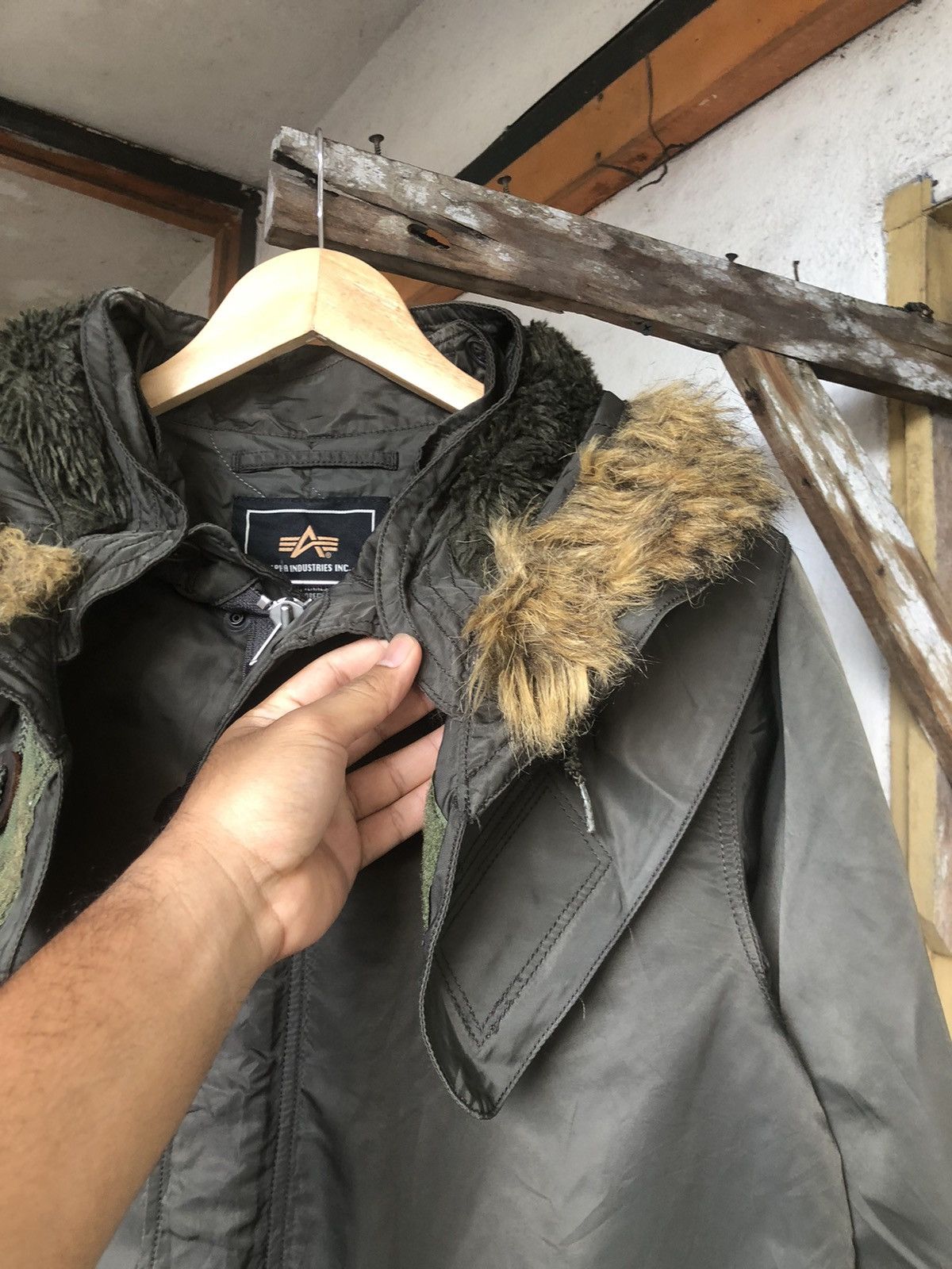Alpha Industries Vintage Alpha Industries Military Parka Jacket With Fur Size US S / EU 44-46 / 1 - 7 Thumbnail