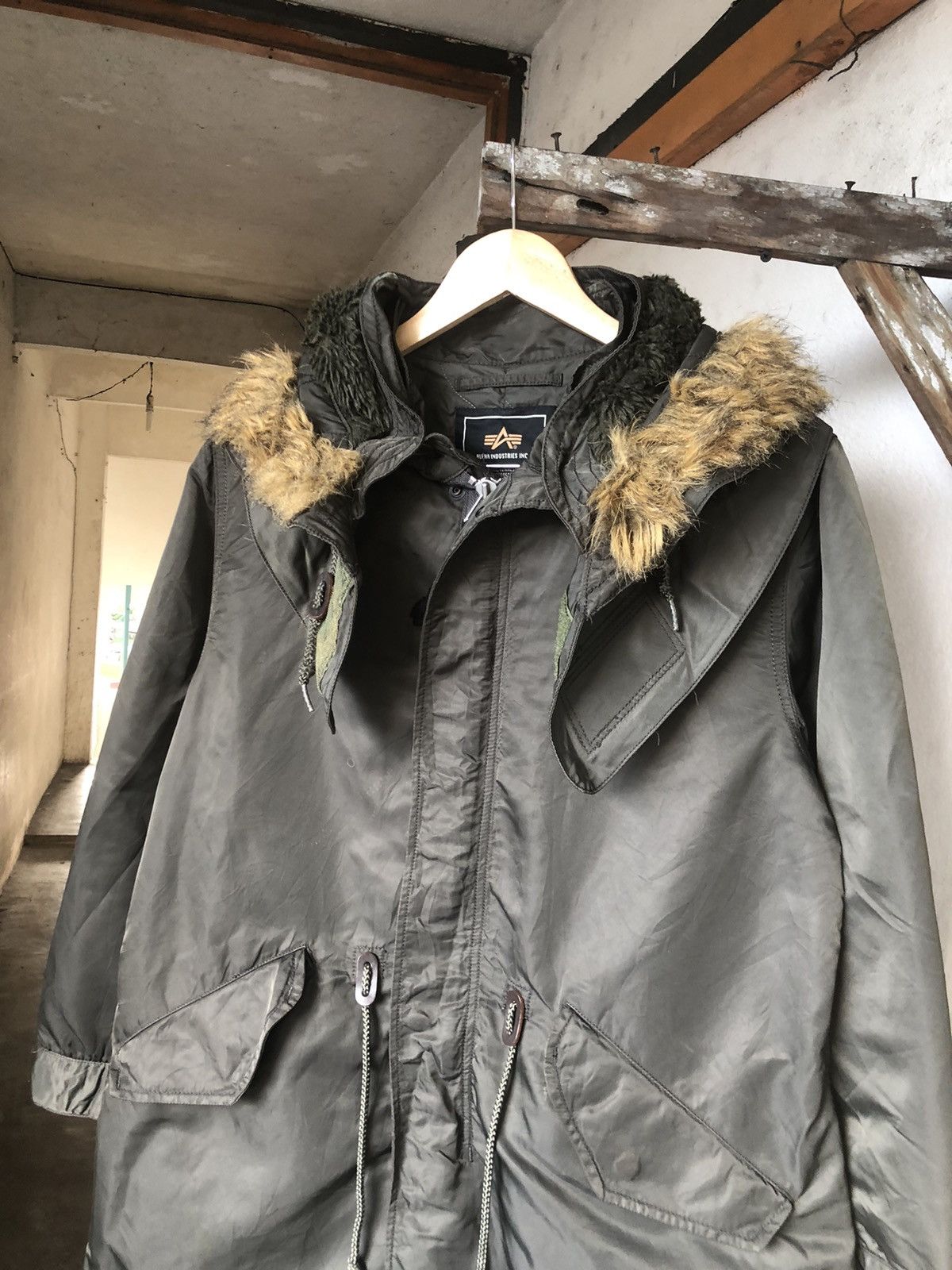Alpha Industries Vintage Alpha Industries Military Parka Jacket With Fur Size US S / EU 44-46 / 1 - 5 Thumbnail