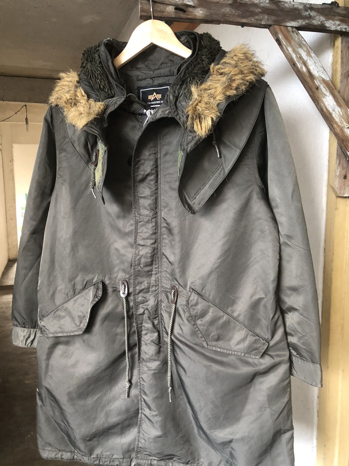 Alpha Industries Vintage Alpha Industries Military Parka Jacket With Fur Size US S / EU 44-46 / 1 - 6 Thumbnail