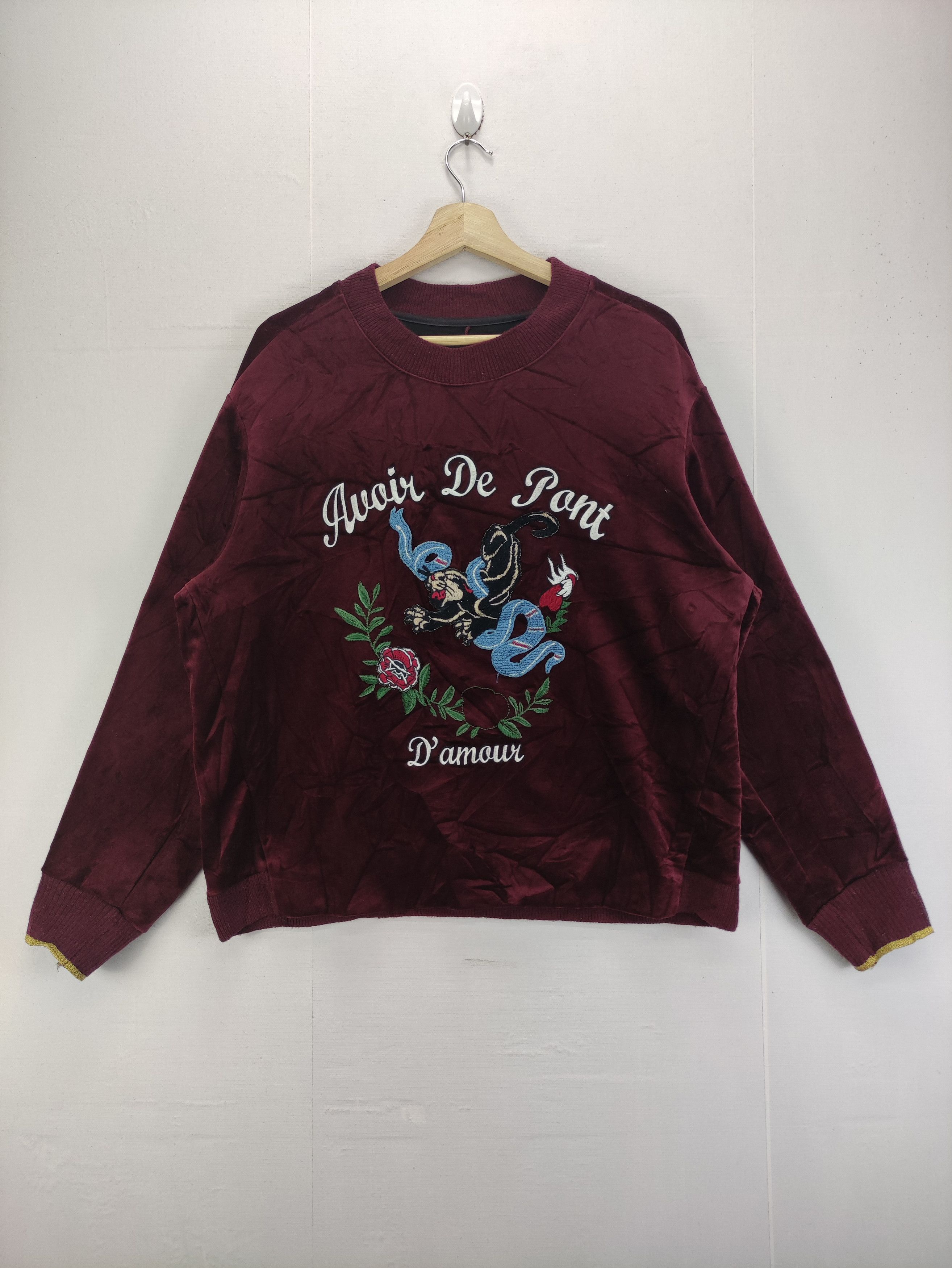 Japanese Brand Vintage Sukajan Velvet Sweatshirt Size US L / EU 52-54 / 3 - 1 Thumbnail