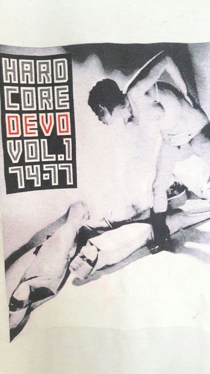 Band Tees Vintage Hard Core Devo Vol1 74-77 punk music fashion cheser Size US XL / EU 56 / 4 - 2 Thumbnail