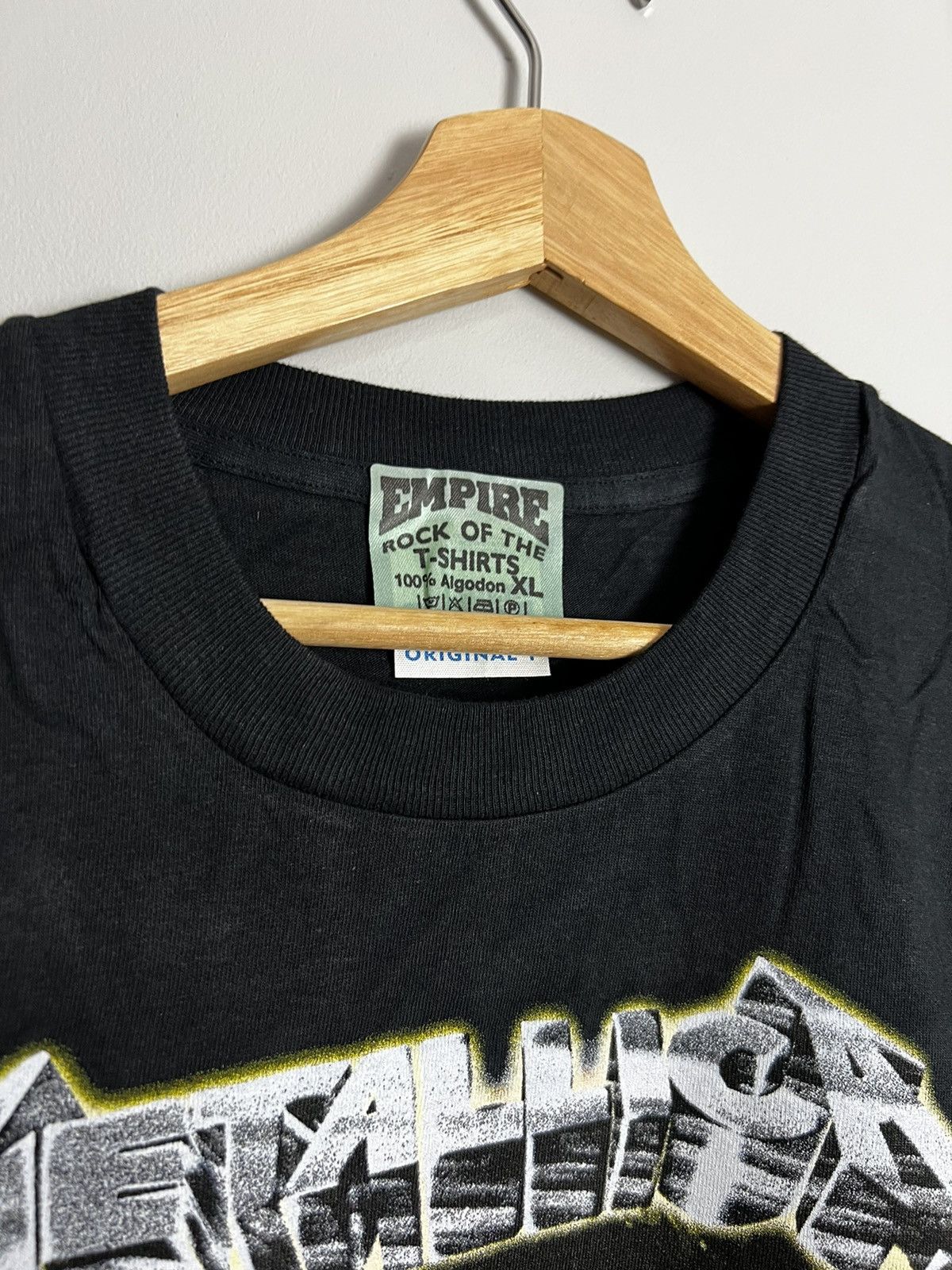 Band Tees Rare Vintage 90s Metallica Heavy Metal Band Tshirt Size US XL / EU 56 / 4 - 3 Thumbnail
