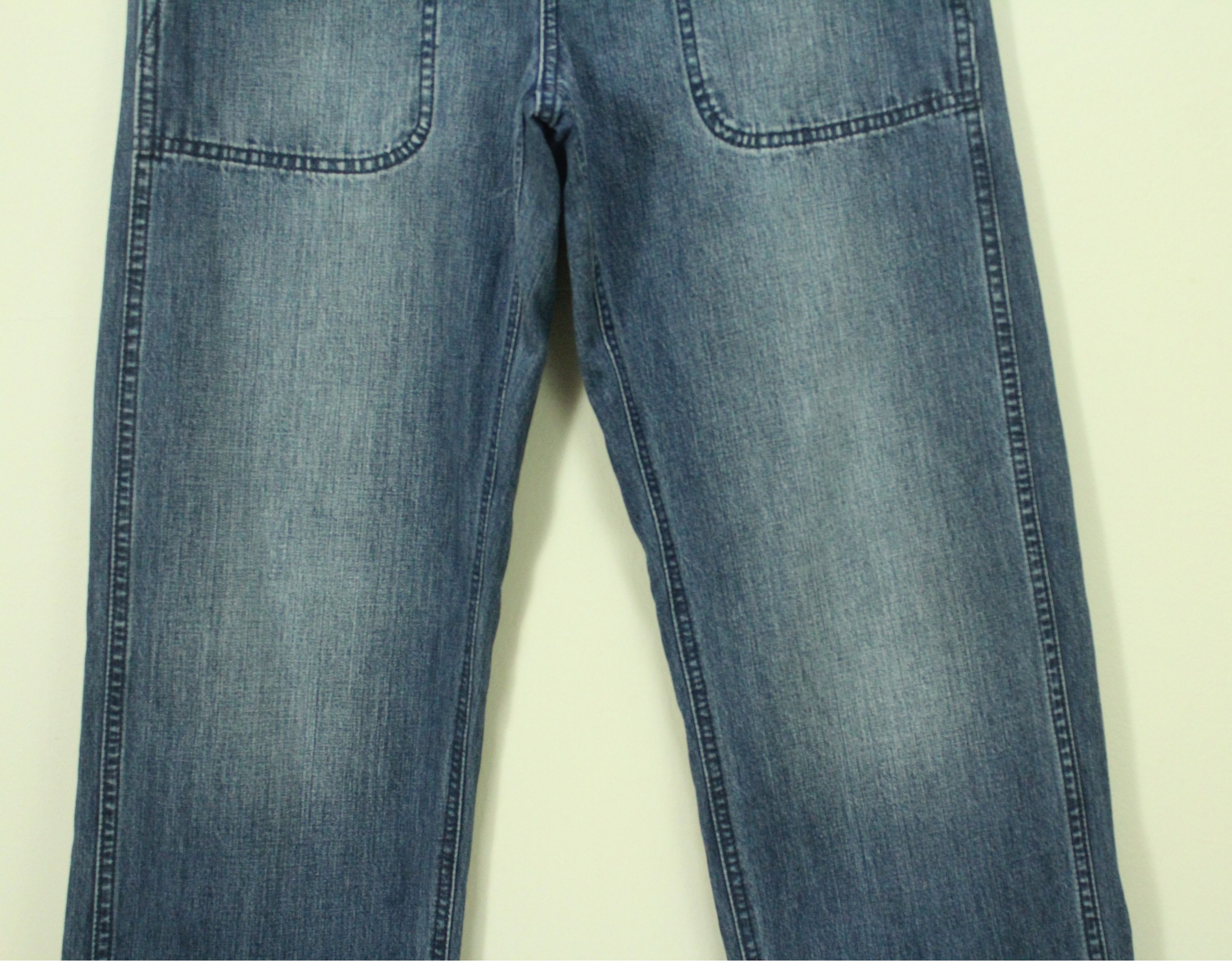JW Anderson × Japanese Brand × Uniqlo J.W.ANDERSON Pants Denim x Uniqlo Small Embroidered Logo Size US 29 - 4 Thumbnail