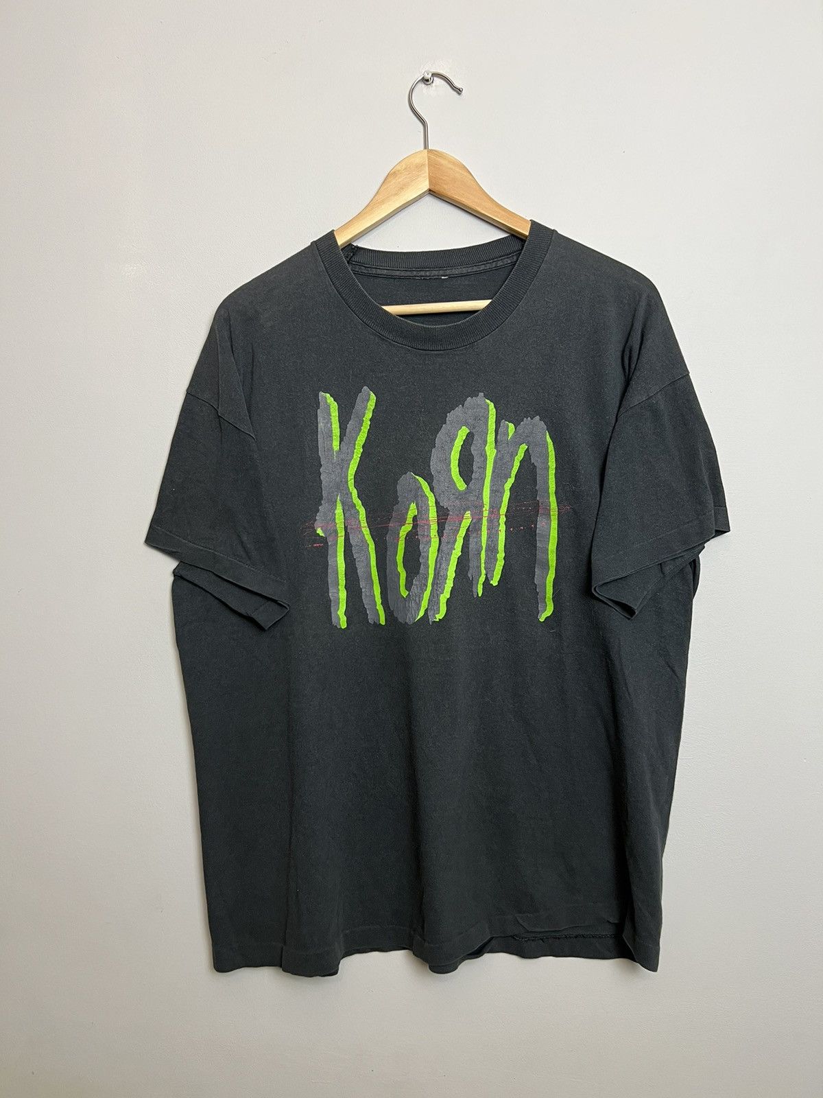 image of Band Tees x Rock T Shirt 90's Korn Vintage Nu Metal Rock Band Tshirt Grail L in Black (Size Large)