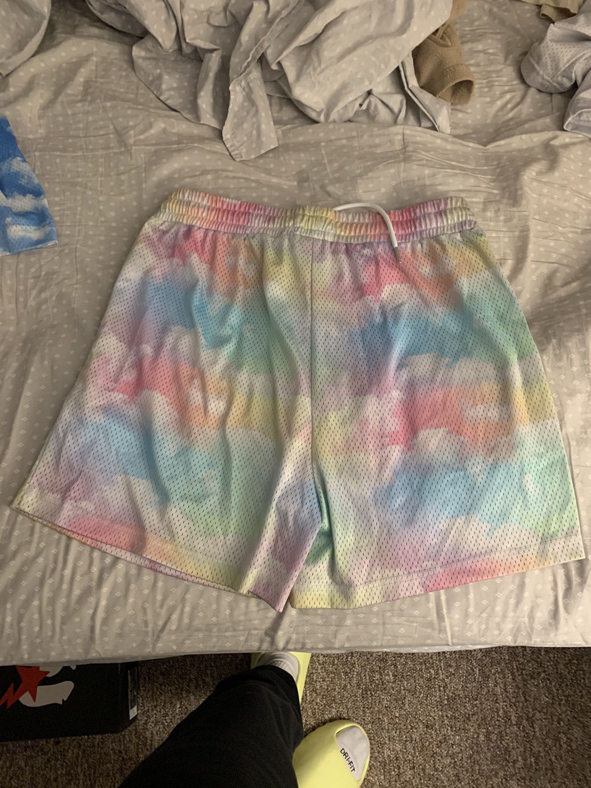 Shmeel ShmeelNYC Rainbow Mesh Shorts Size US 34 / EU 50 - 1 Thumbnail