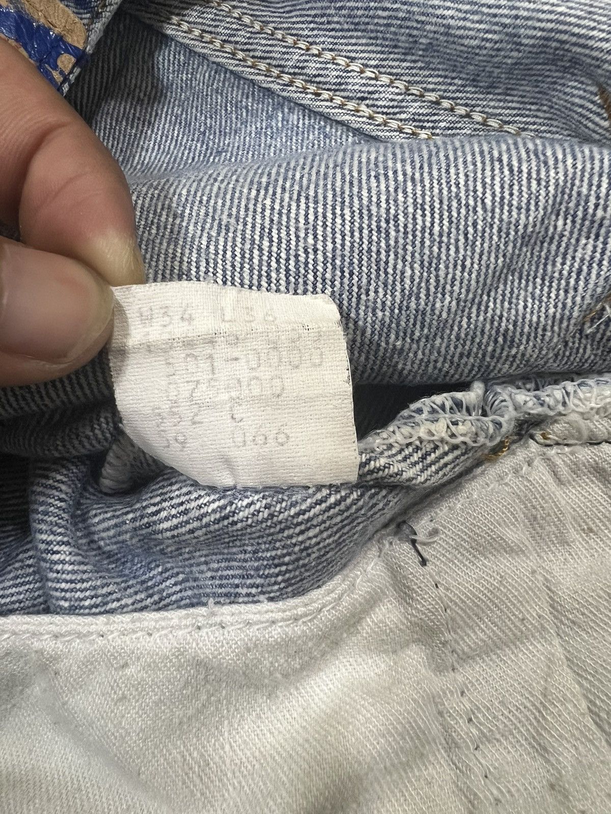 Levi's Vintage Clothing 1980s Levis 501 Distressed Painter Release Hem Baggy Jorts Size US 32 / EU 48 - 9 Thumbnail