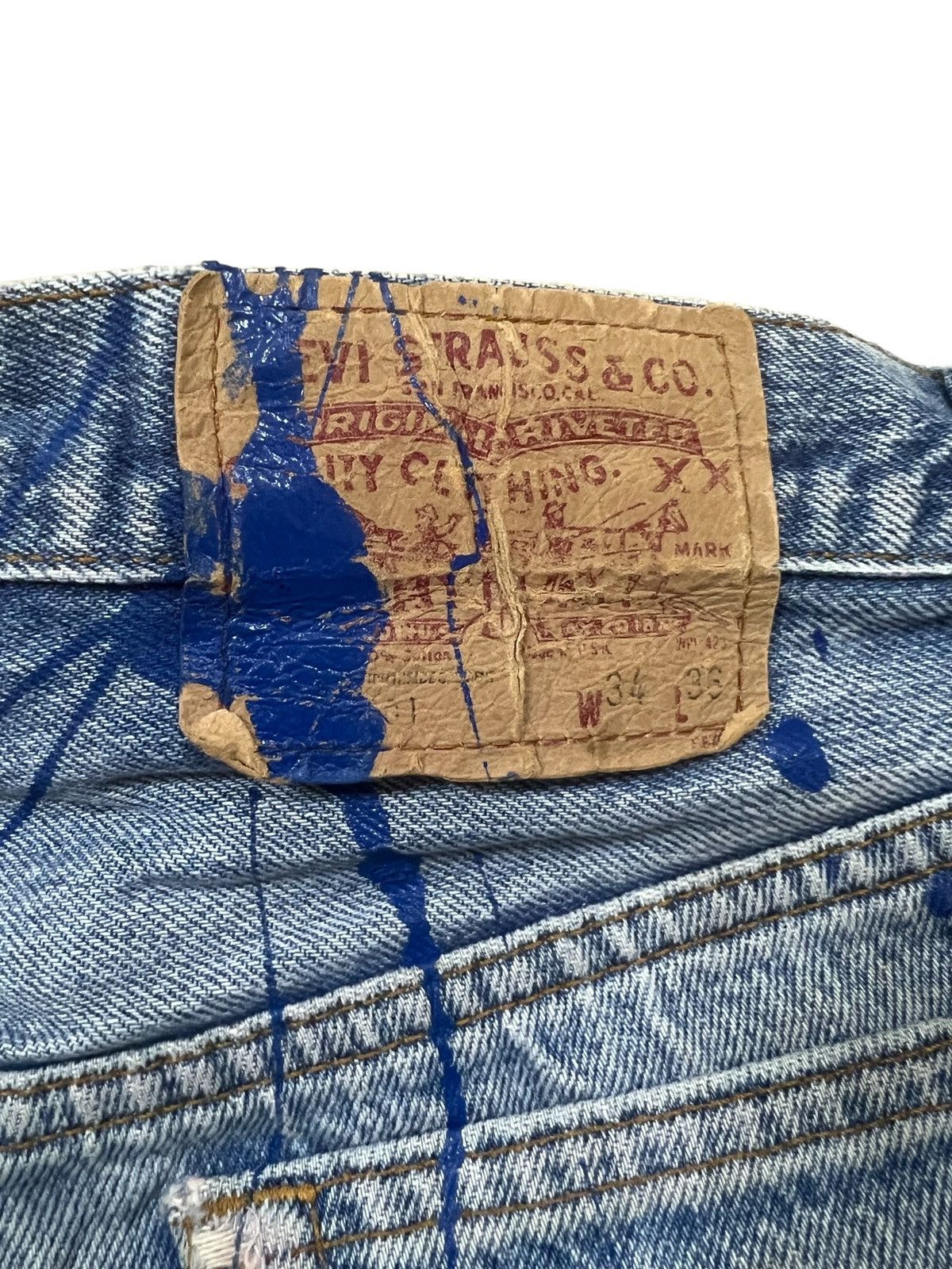 Levi's Vintage Clothing 1980s Levis 501 Distressed Painter Release Hem Baggy Jorts Size US 32 / EU 48 - 8 Thumbnail