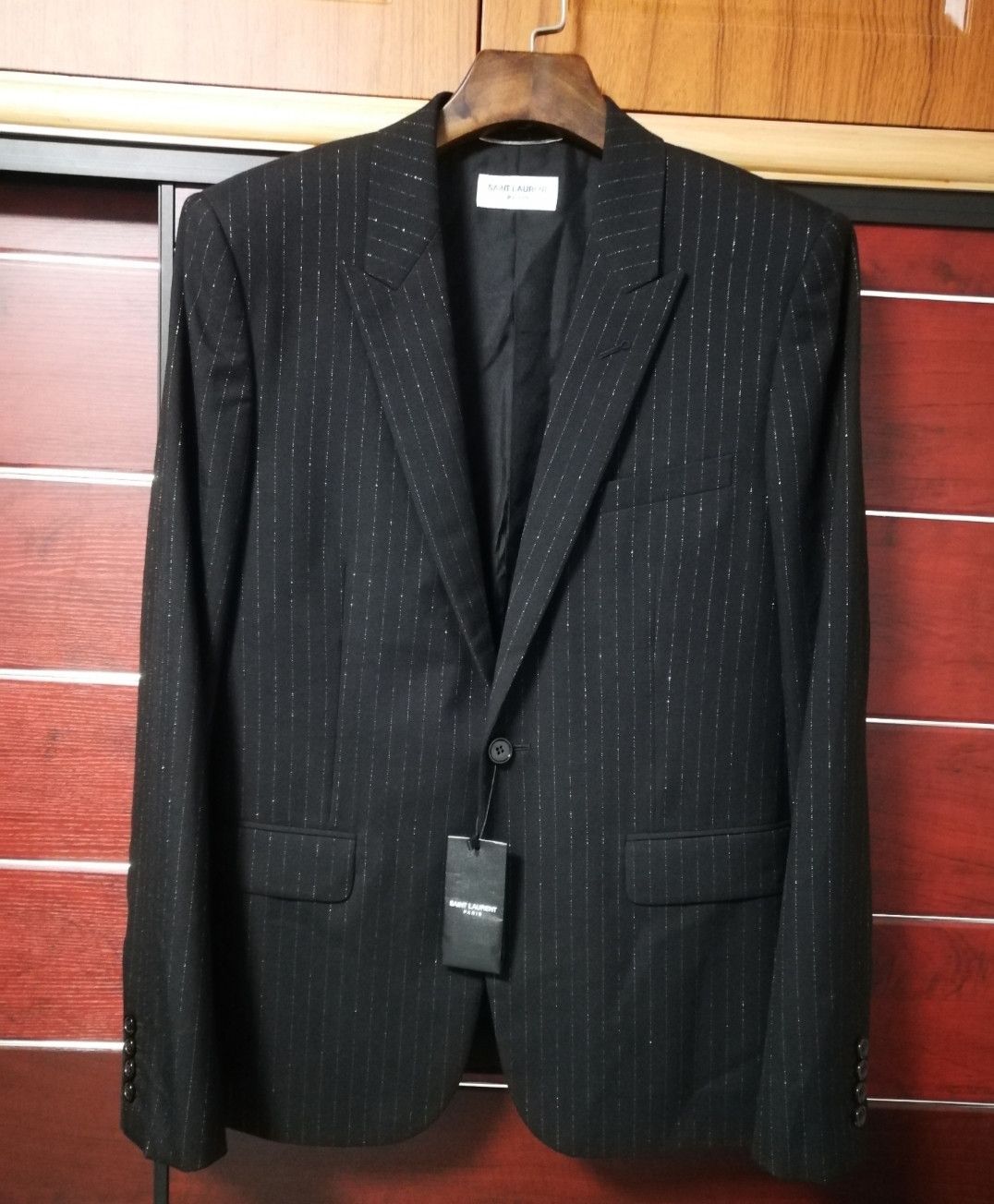 Saint Laurent Paris Saint Laurent Black silver thread velvet suit Size US M / EU 48-50 / 2 - 1 Thumbnail