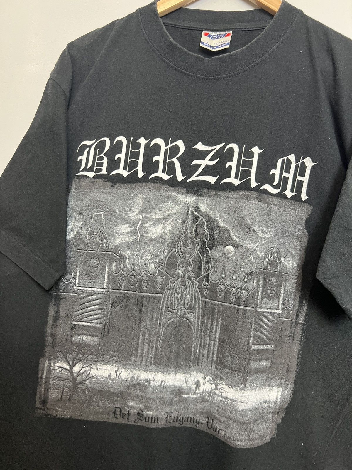 Band Tees Vintage Rare Burzum Det Som 90s Vtg Black Metal Tshirt Size US L / EU 52-54 / 3 - 4 Thumbnail