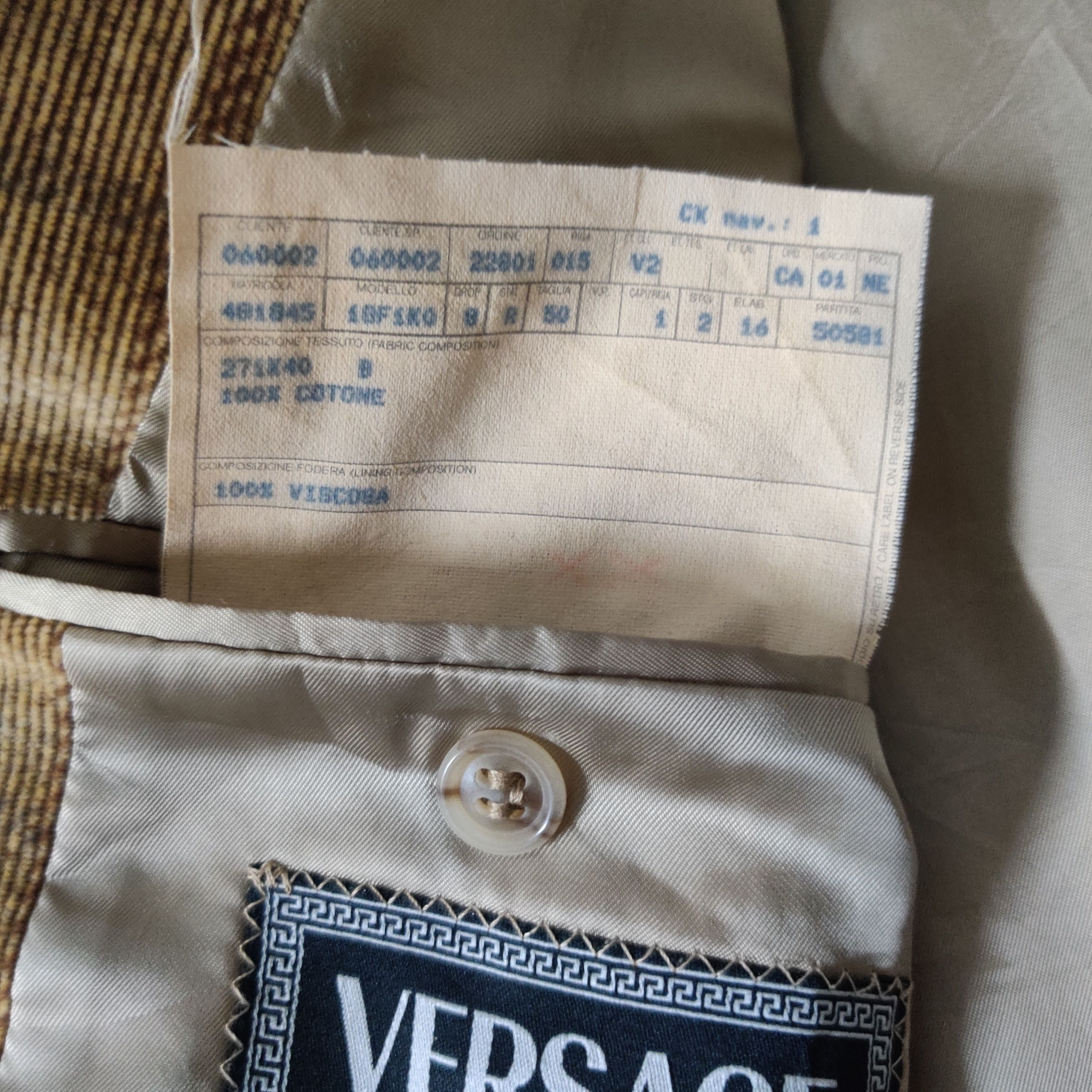 Versace Vintage Versace Classic V2 Corduroy Jacket Blazer Size US M / EU 48-50 / 2 - 8 Thumbnail