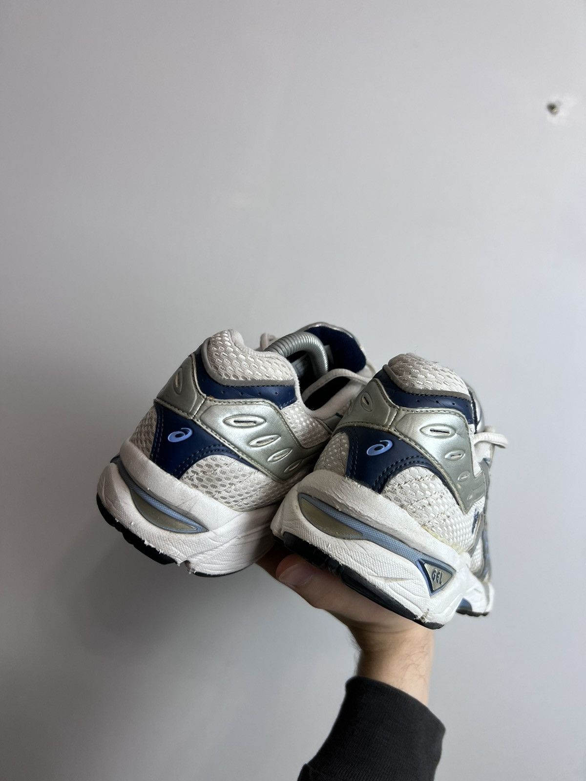 Asics Asics Gel Raptor Sneakers Rare Silver Grey Wmns Outdoor Size US 7.5 / EU 40-41 - 4 Thumbnail