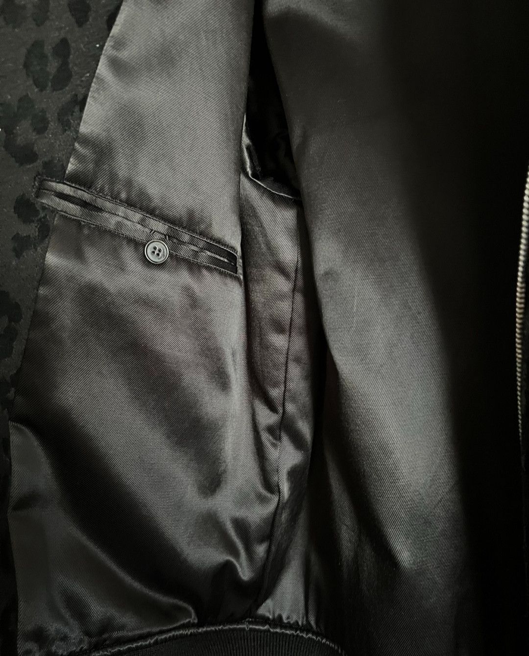 Saint Laurent Paris Saint Laurent Classic black leopard print jacket Size US M / EU 48-50 / 2 - 3 Thumbnail