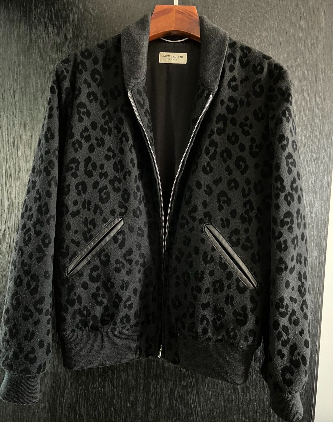 Saint Laurent Paris Saint Laurent Classic black leopard print jacket Size US M / EU 48-50 / 2 - 1 Thumbnail