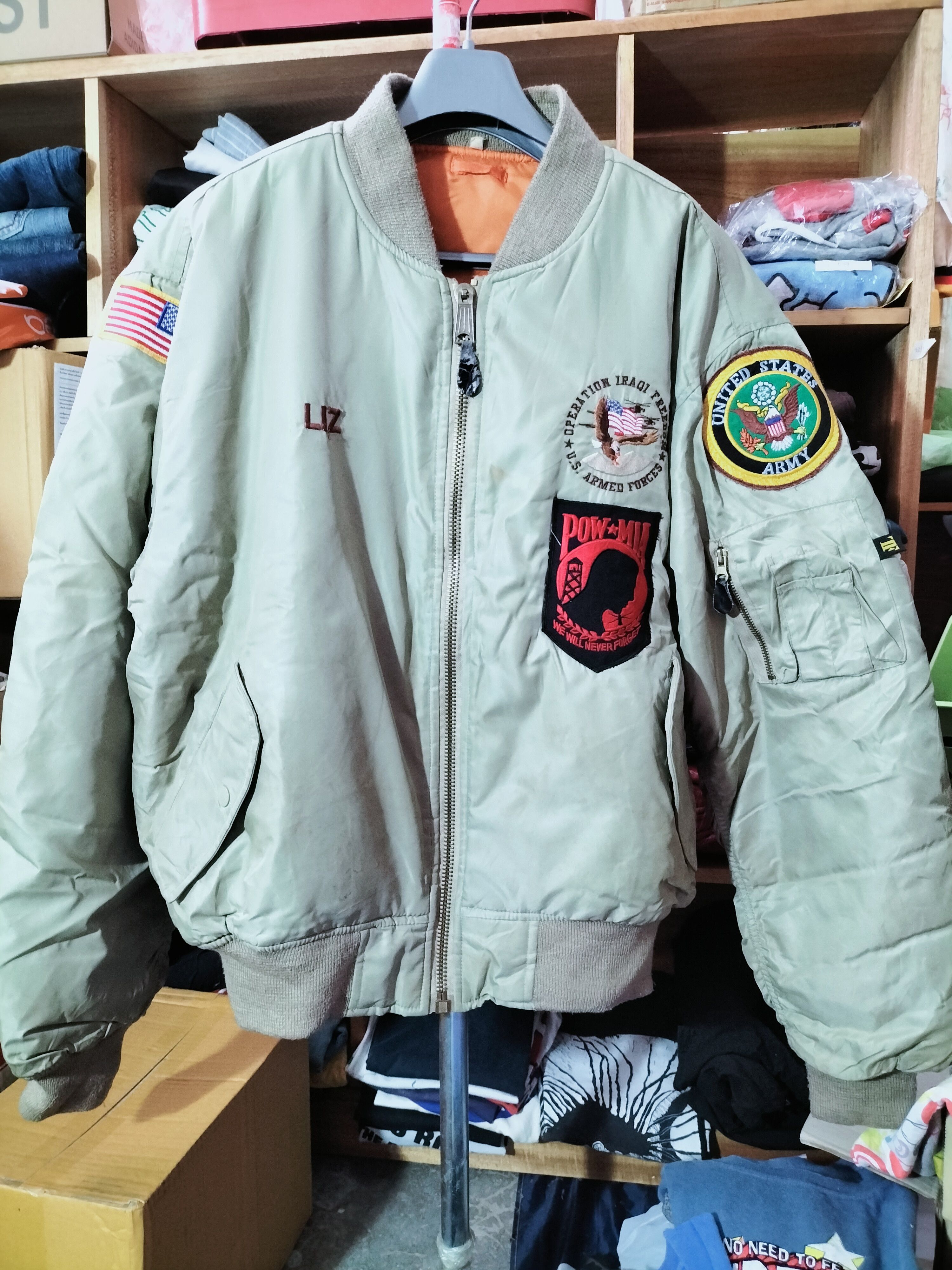 Vintage Vintage 90s Flight Jacket US MA-1 Pow Mia REVERSIBLE patch Size US L / EU 52-54 / 3 - 1 Thumbnail