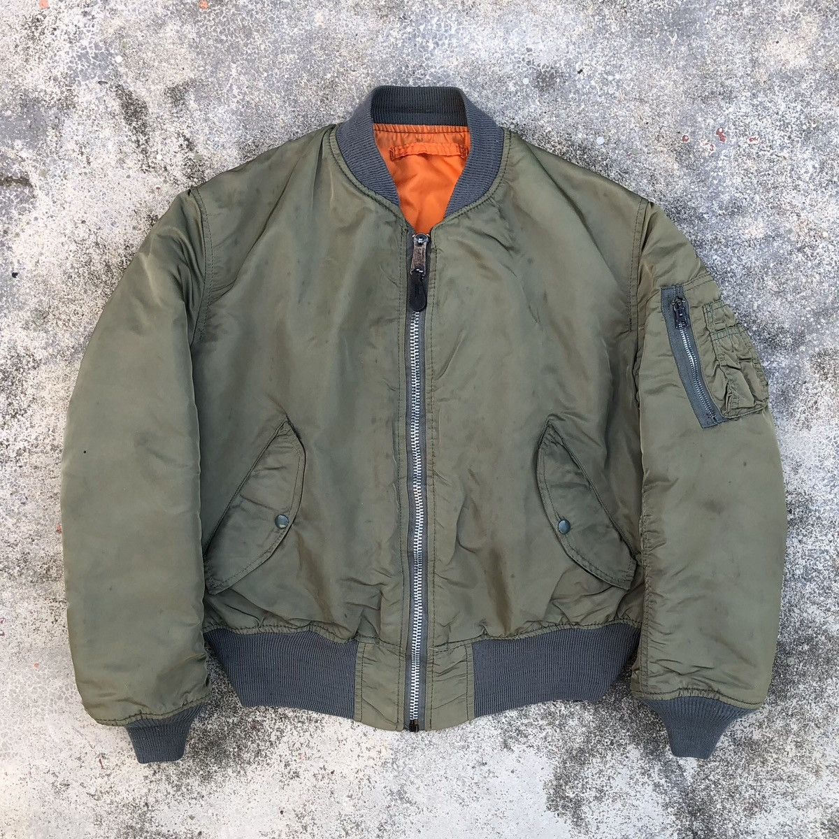 Alpha Industries フライヤーズマンインターミディエイト MA-1 ALPHA INDUSTRIES JACKET, FLYER'S INTERMEDIATE, MA-1 - circus
