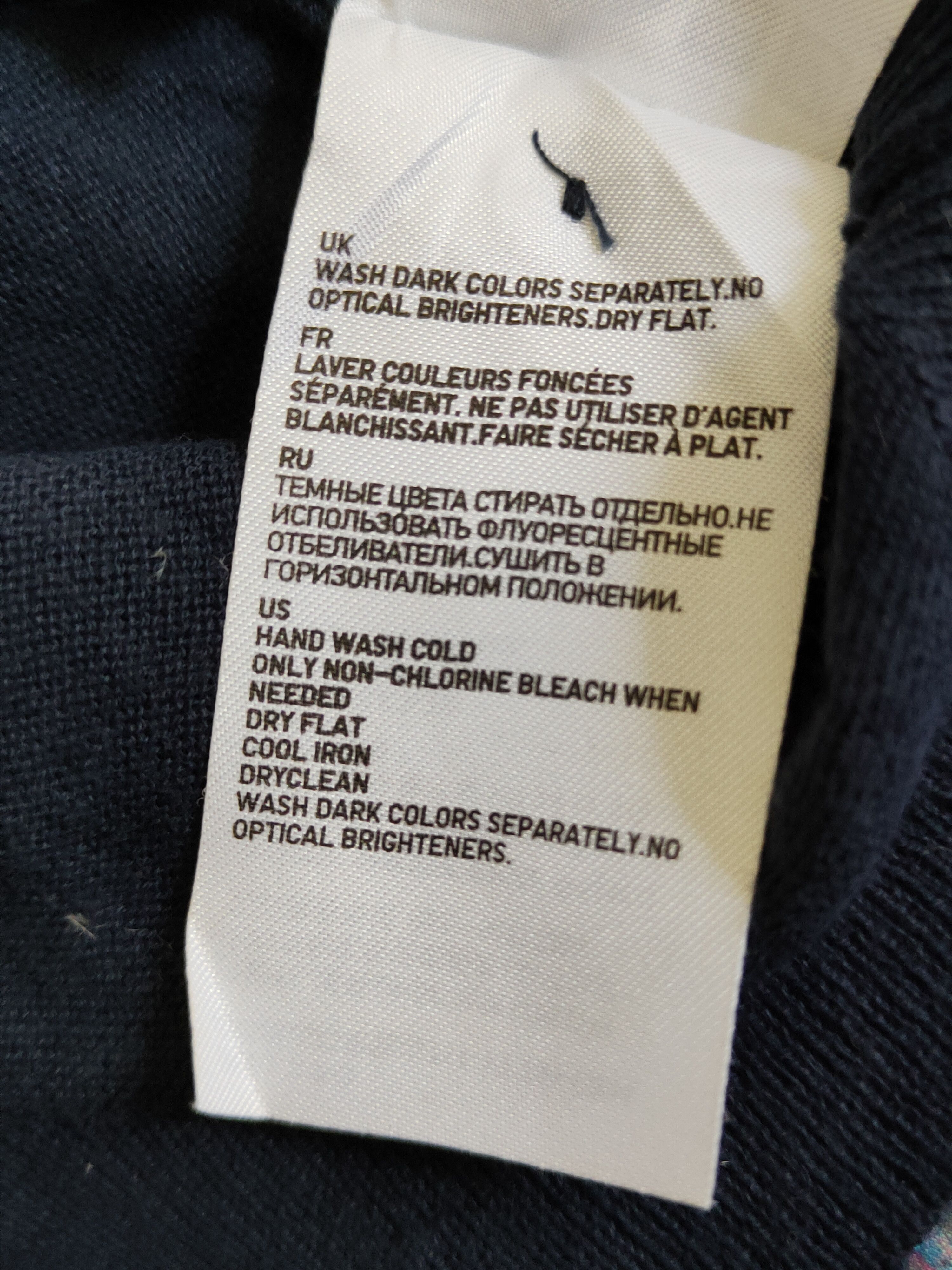 Japanese Brand × Uniqlo Uniqlo Navy Knitwear thin Cardigan vintage japan #S1213 Size L / US 10 / IT 46 - 10 Thumbnail
