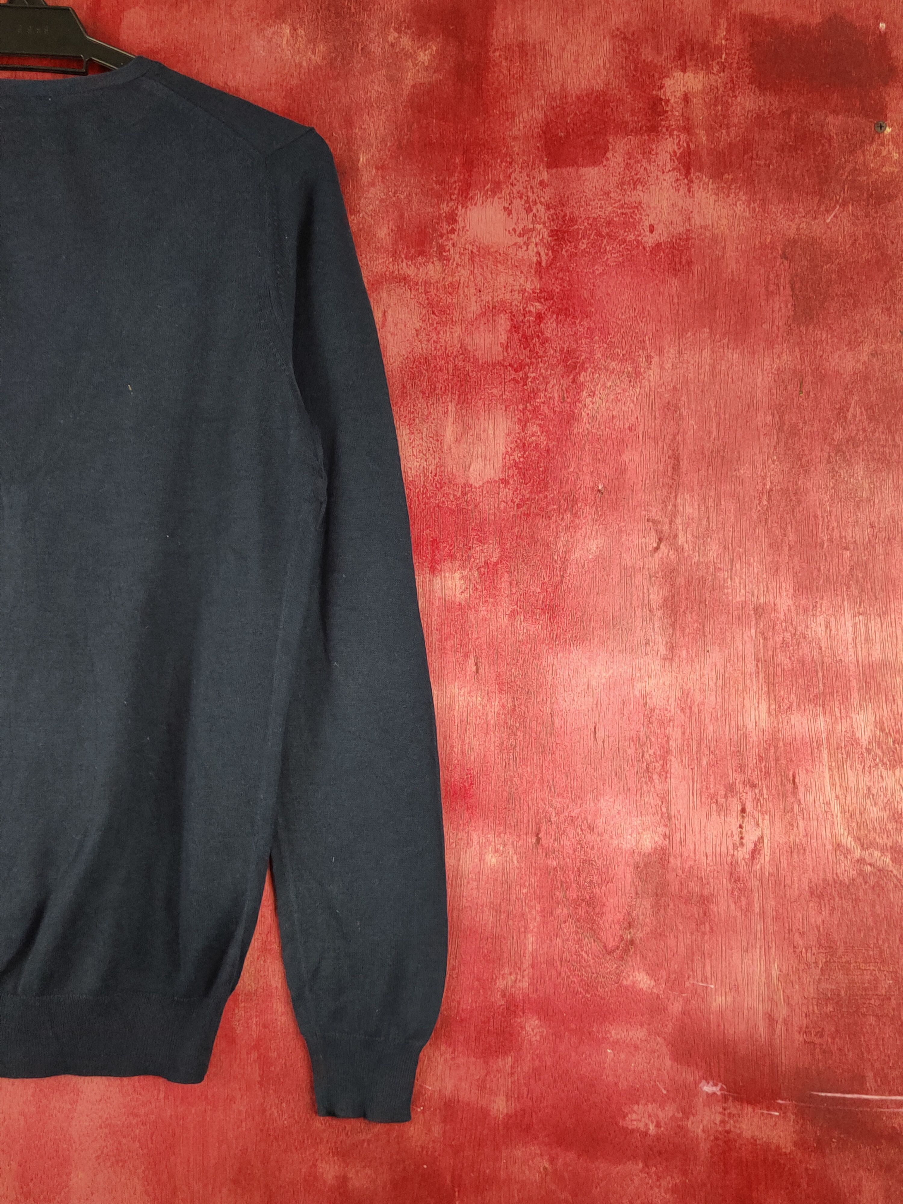Japanese Brand × Uniqlo Uniqlo Navy Knitwear thin Cardigan vintage japan #S1213 Size L / US 10 / IT 46 - 9 Thumbnail