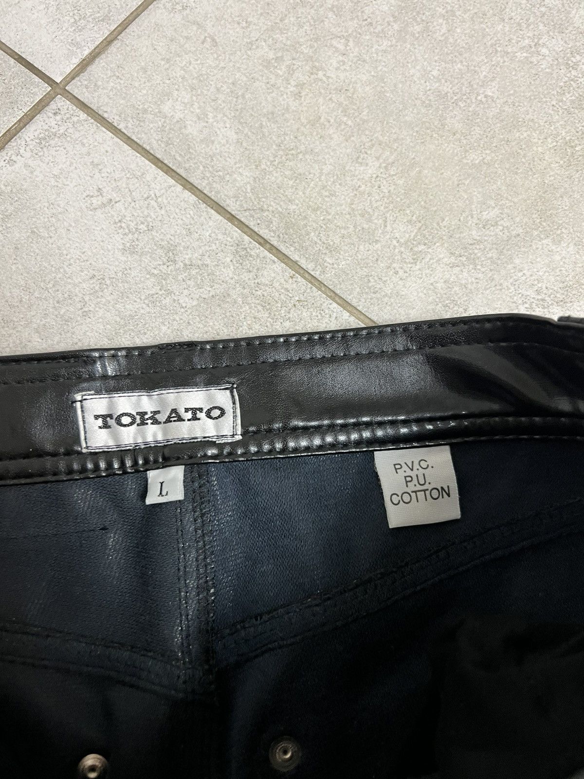 Japanese Brand Tokato PVC Vinyl Leather Black Pants Vintage Rock Punk Hype Size US 30 / EU 46 - 6 Thumbnail