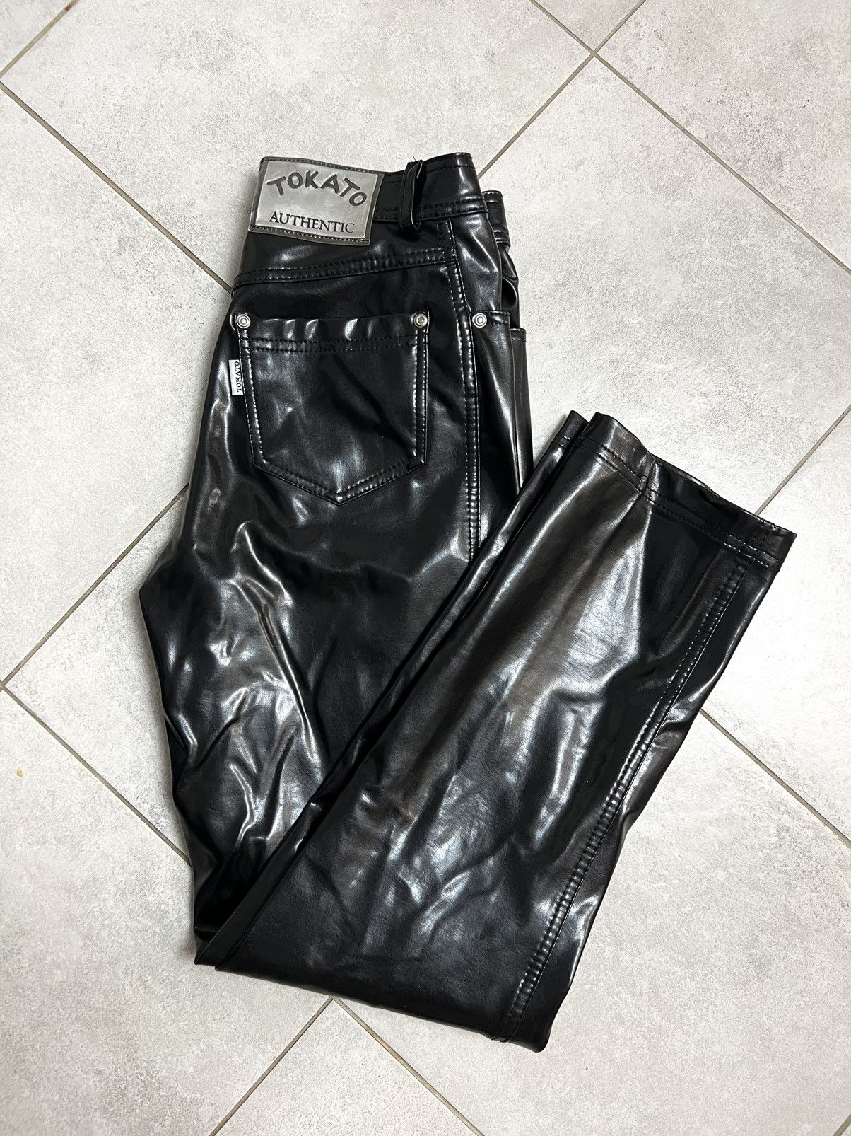Japanese Brand Tokato PVC Vinyl Leather Black Pants Vintage Rock Punk Hype Size US 30 / EU 46 - 1 Thumbnail