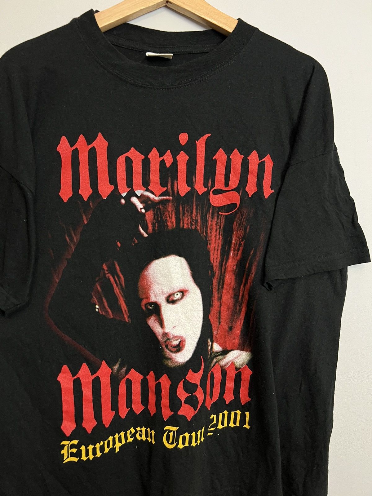 Band Tees Rare Vintage 00s Marilyn Manson European Tour Metal Band Tee Size US L / EU 52-54 / 3 - 3 Thumbnail