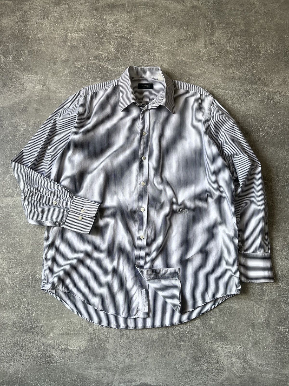 Versace Jeans Couture Vintage Versace V2 Long Sleeve Shirt Size M - L 16 / 41 Size US L / EU 52-54 / 3 - 1 Thumbnail