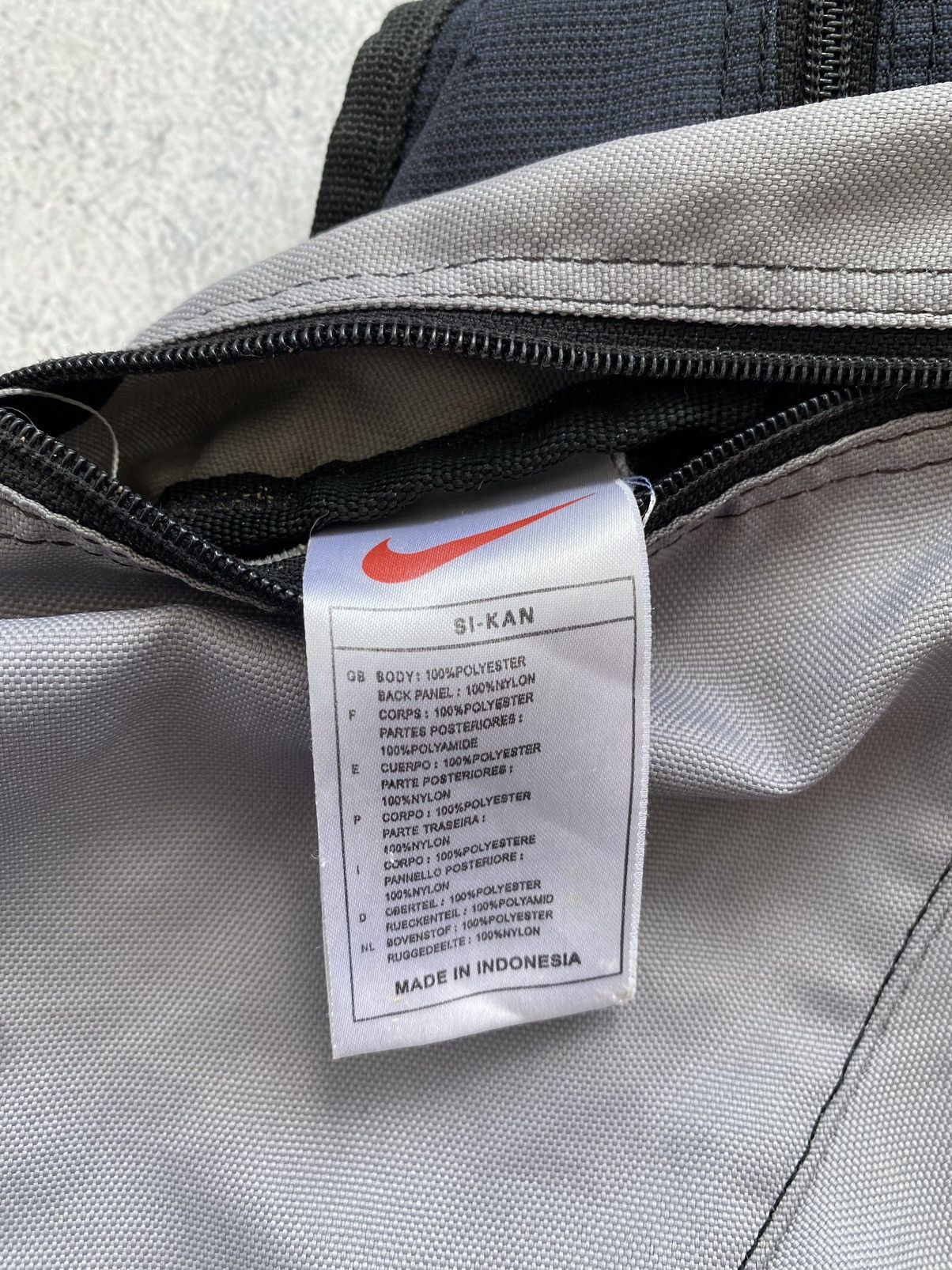 Nike × Streetwear × Vintage Vintage 90's Nike Sling Bag