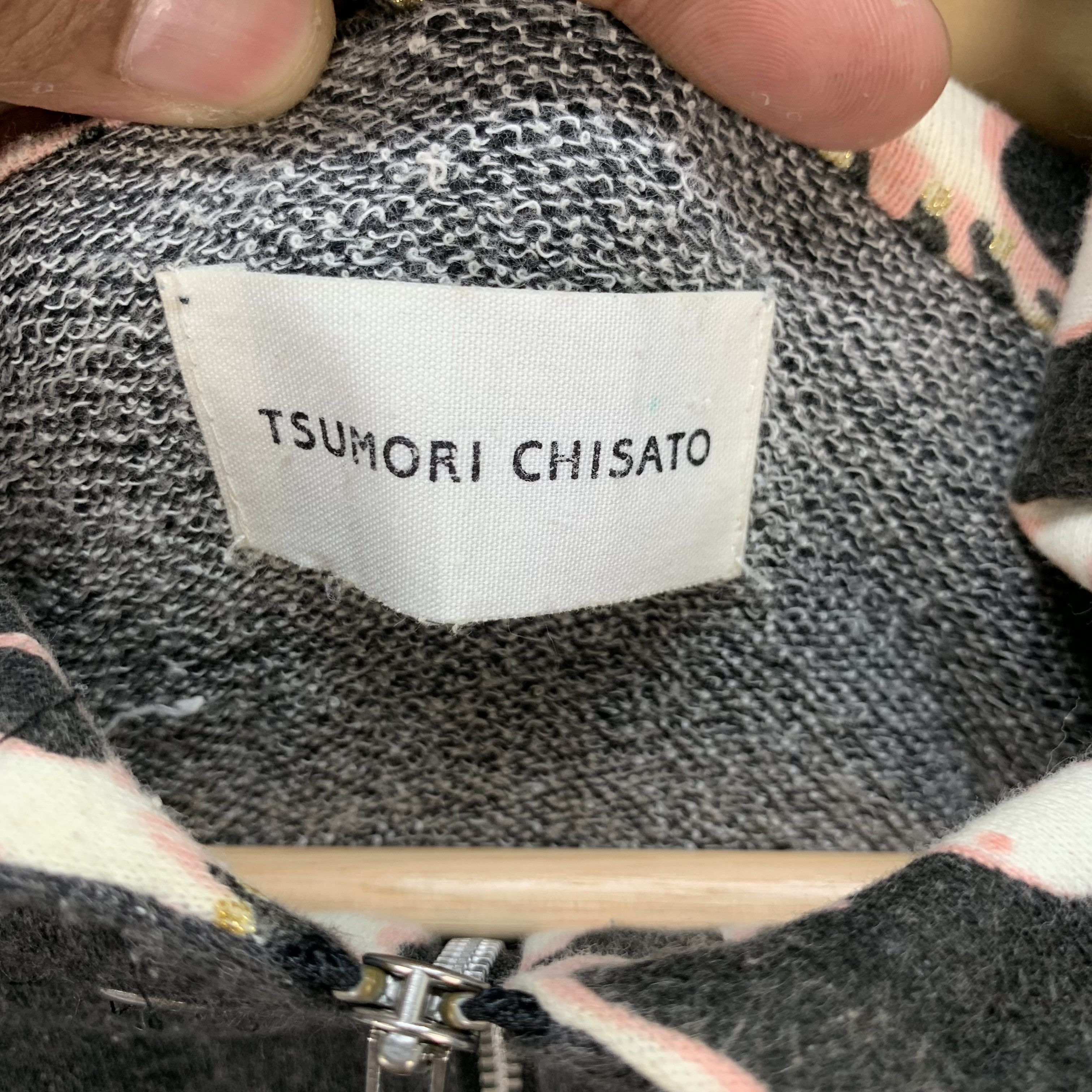 Tsumori Chisato Tsumori Chisato Nice Design Short Sleeve Hoodies #3751-131 Size S / US 4 / IT 40 - 7 Thumbnail