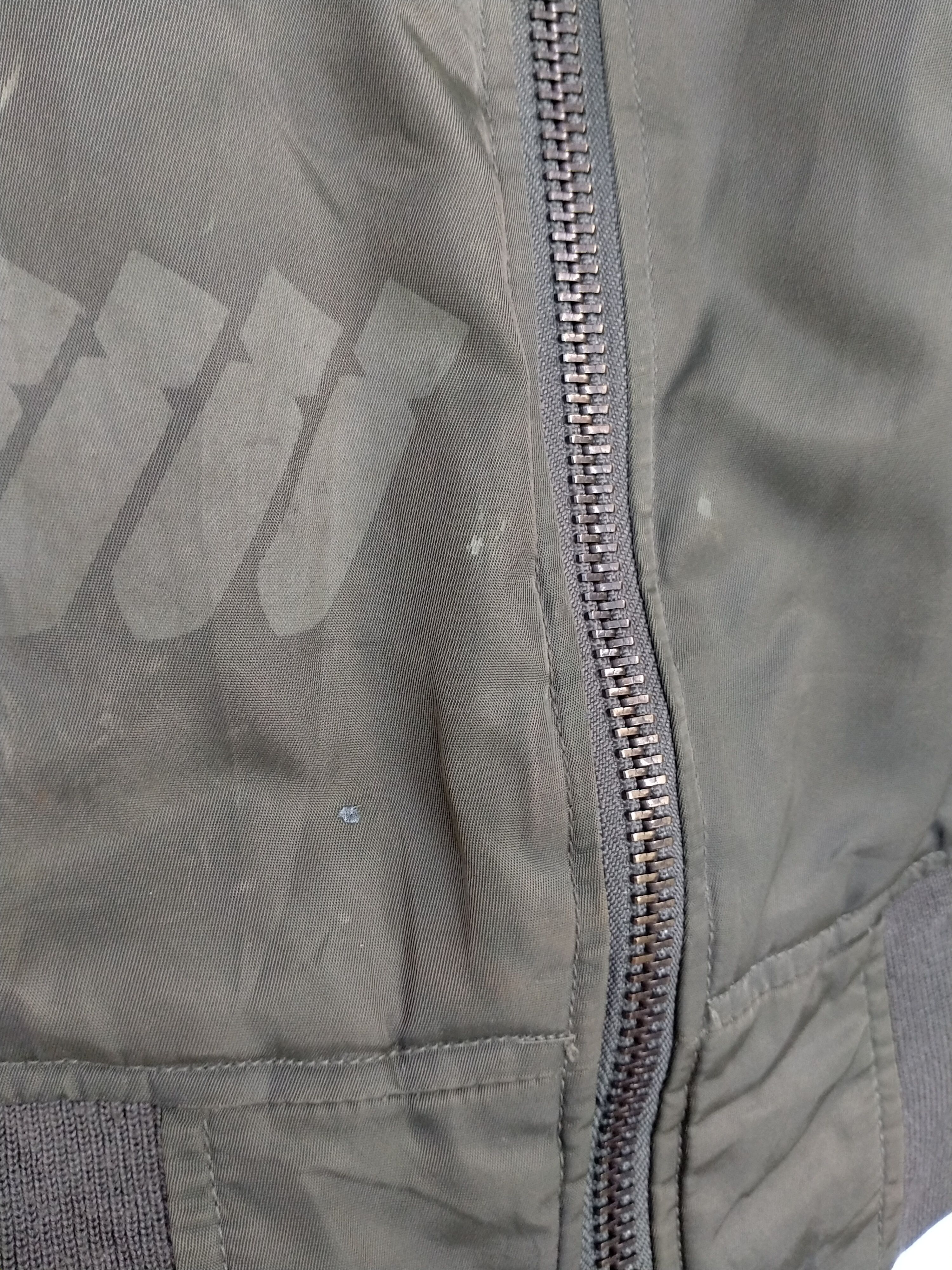 Avirex × Vintage Vintage Distressed Avirex Midnight Attack Ma-1 Flight Jacket Size US L / EU 52-54 / 3 - 10 Thumbnail