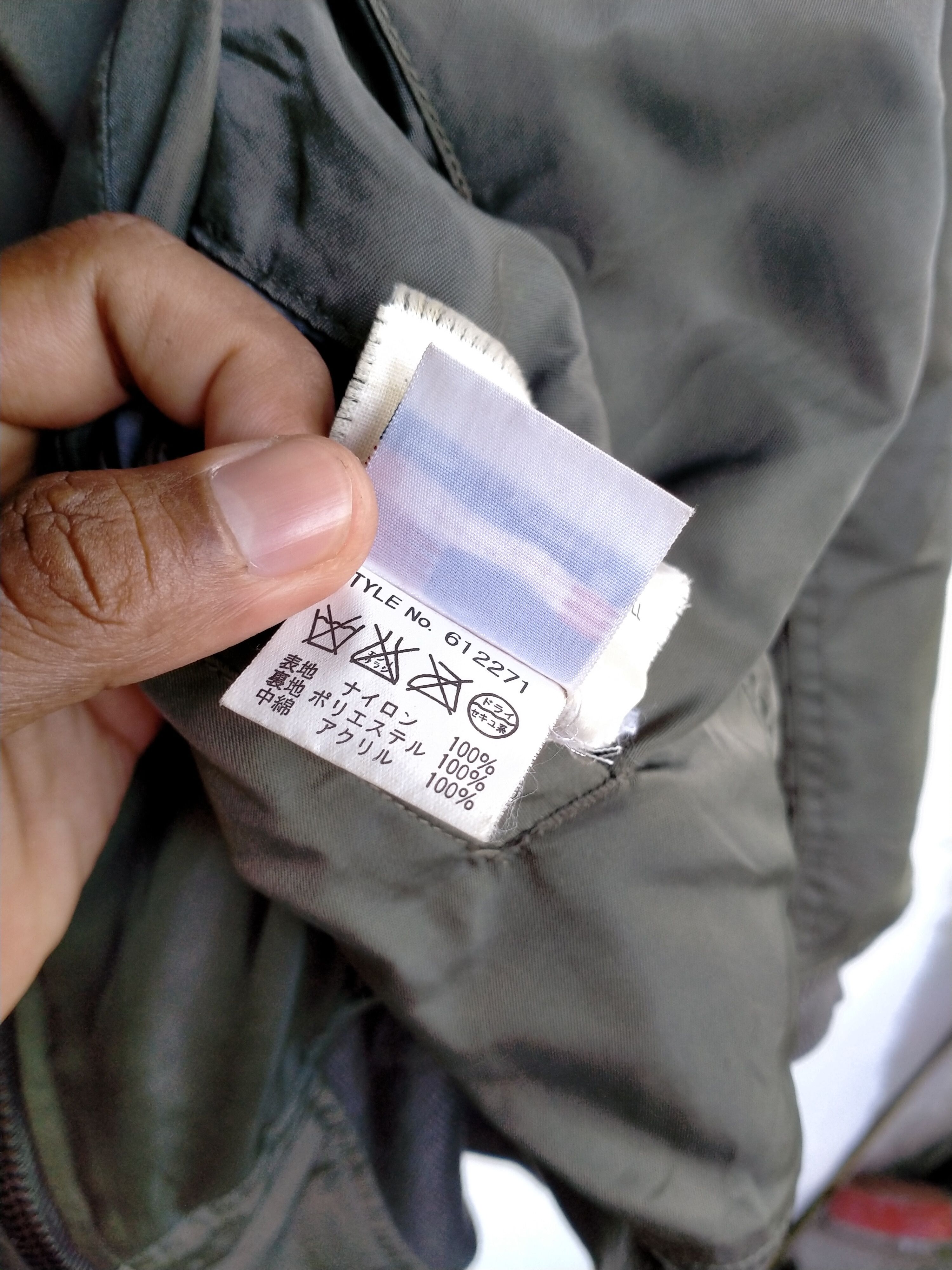 Avirex × Vintage Vintage Distressed Avirex Midnight Attack Ma-1 Flight Jacket Size US L / EU 52-54 / 3 - 5 Thumbnail