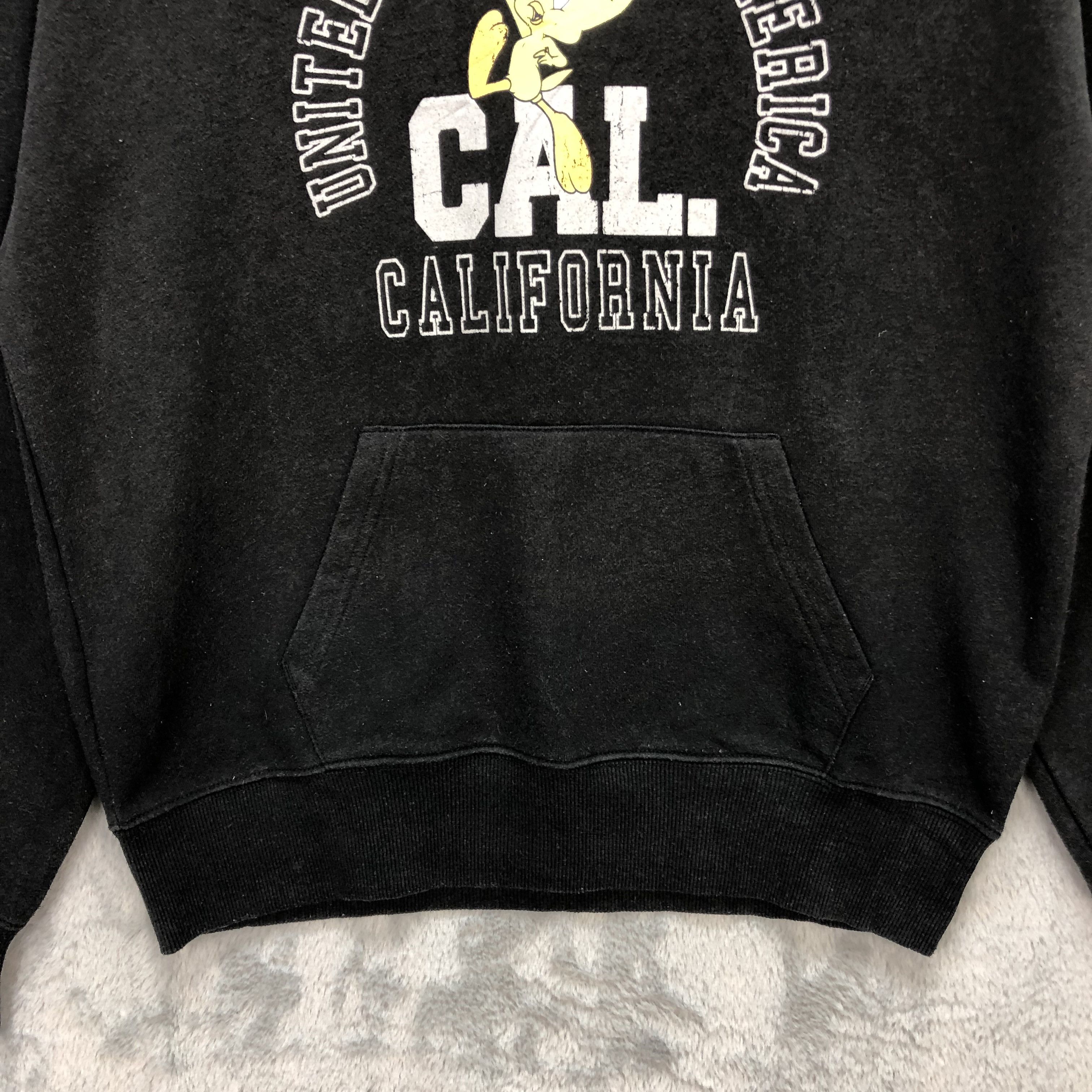 Japanese Brand EAST BOY X LOONEY TUNES Tweety Pullover Hoodies #5799-207 Size M / US 6-8 / IT 42-44 - 4 Thumbnail