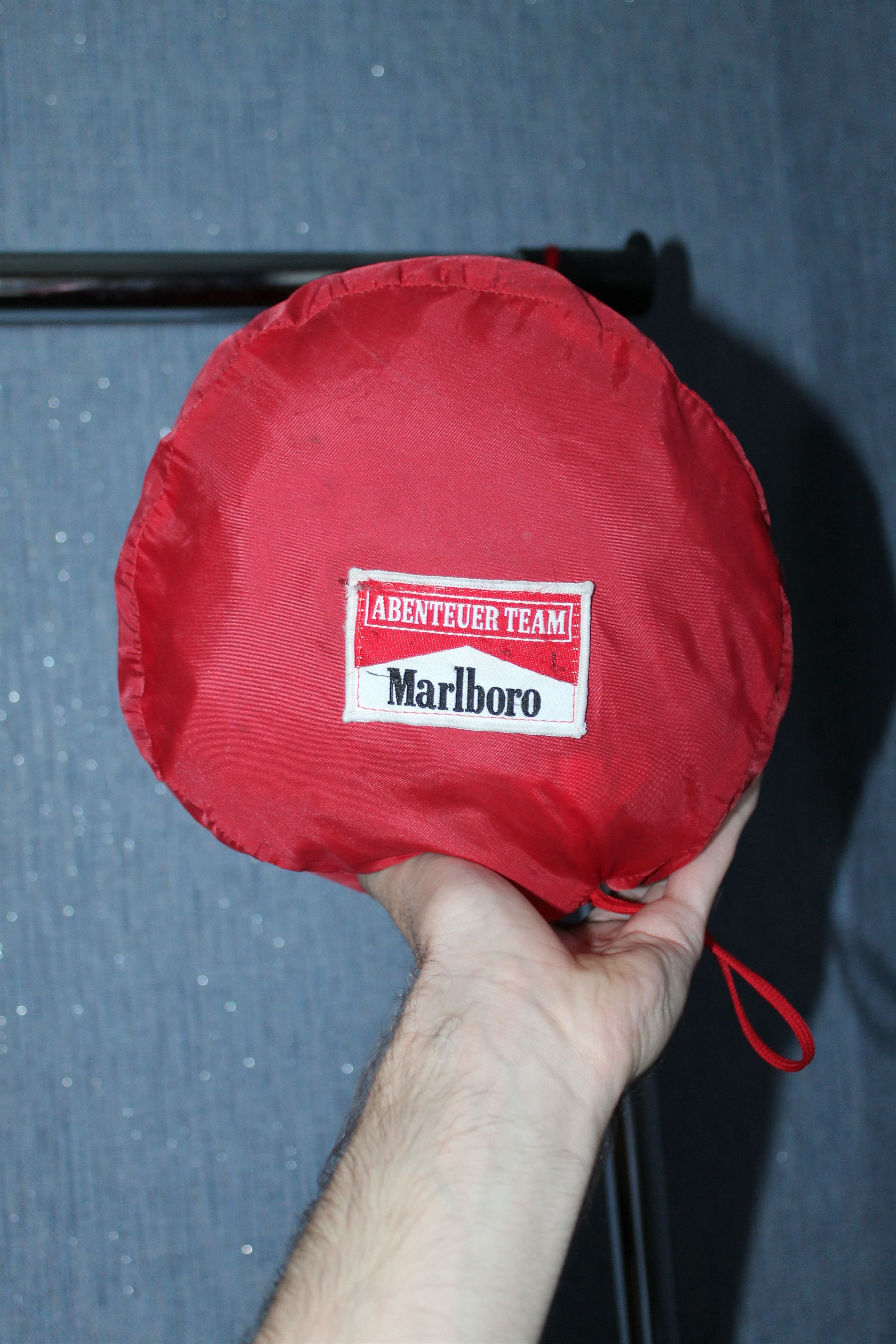 The Untold Story Of The 90S Marlboro Man - ot0vcf4