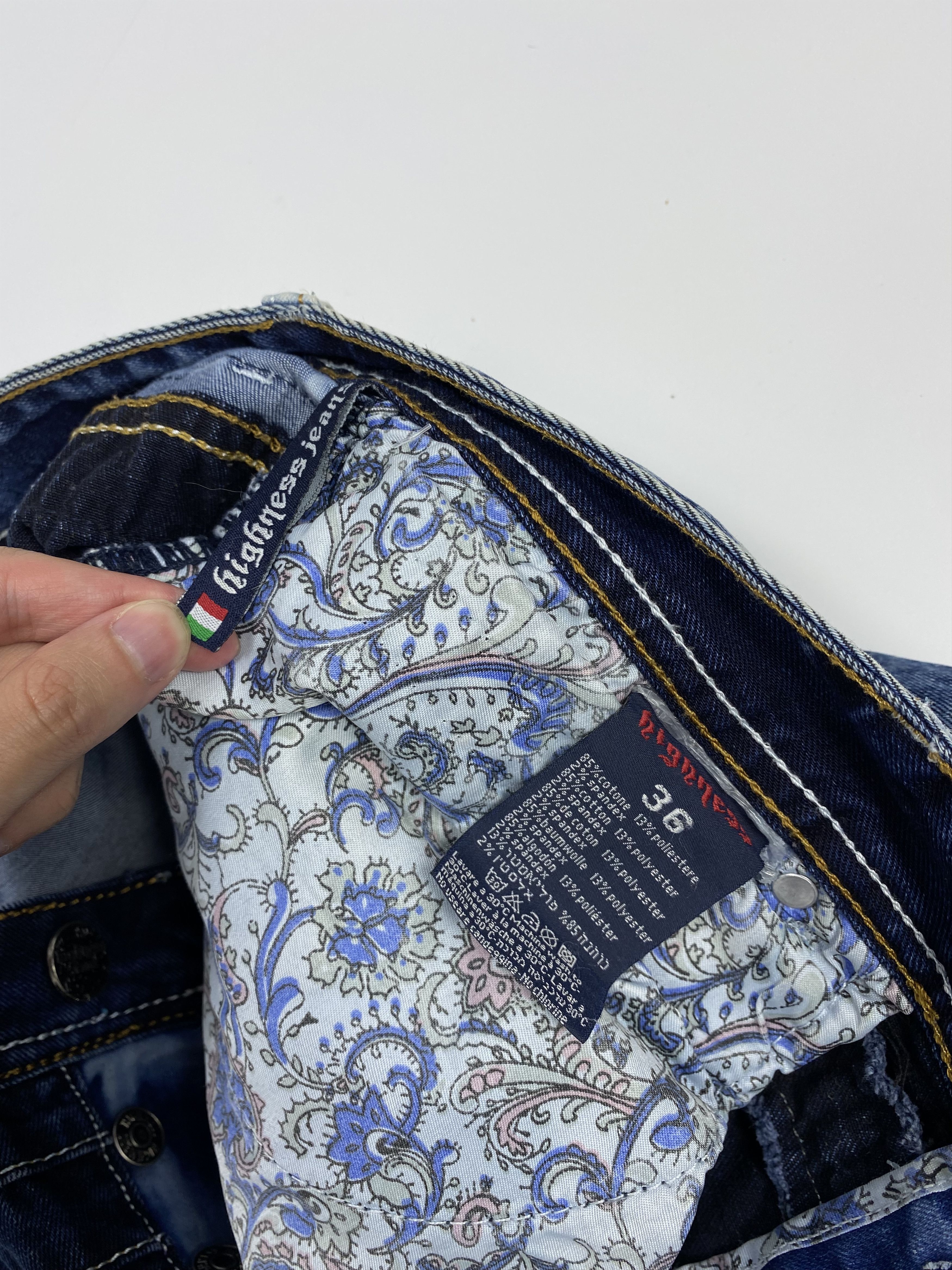 Japanese Brand × Vintage Highness Denim Y2K Studded Zip Detail Acid Wash Jeans Size US 36 / EU 52 - 9 Thumbnail