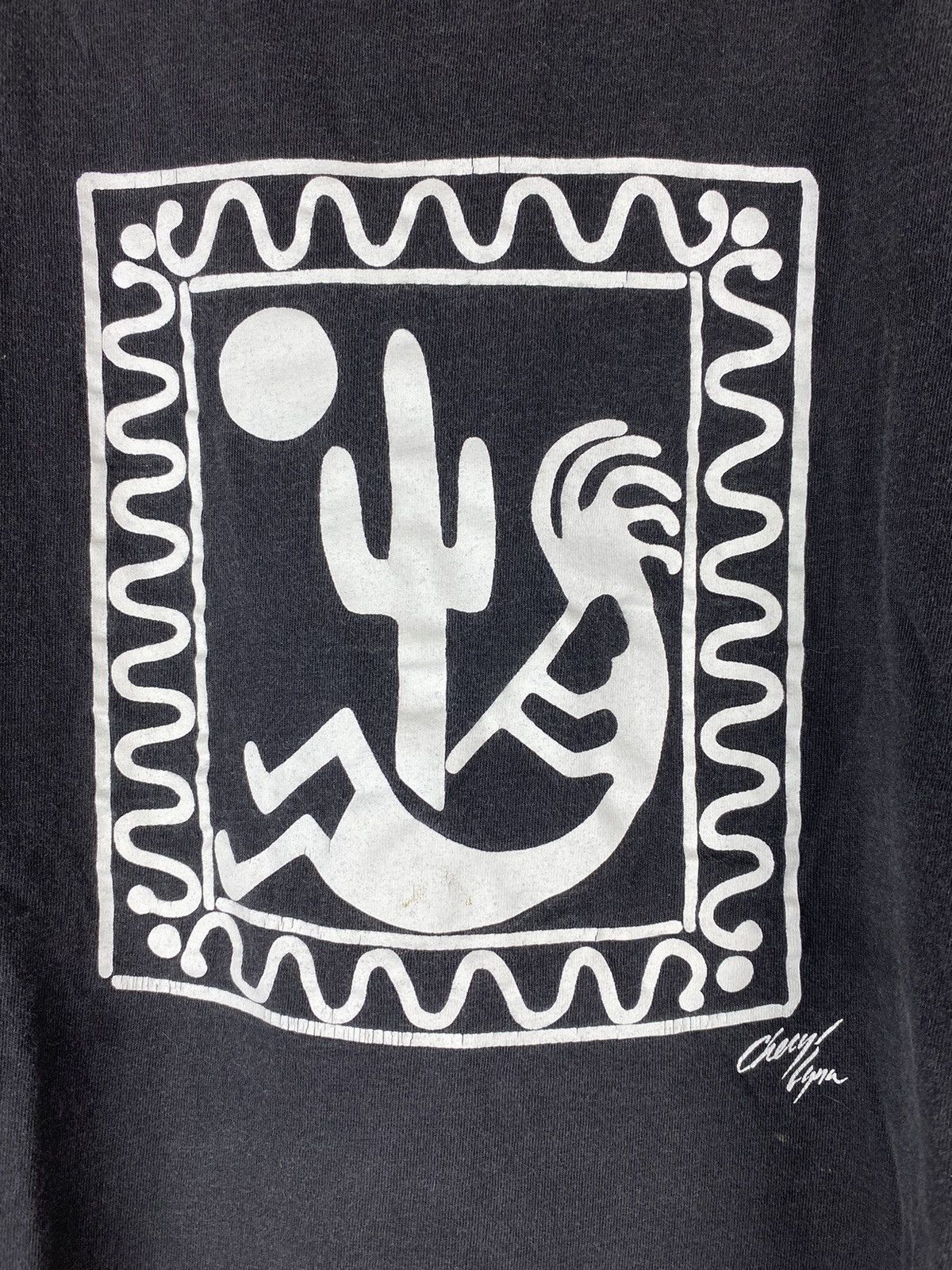 Vintage Vintage Single Stitch Kokopelli Art Black And White T Shirt Size US L / EU 52-54 / 3 - 3 Thumbnail