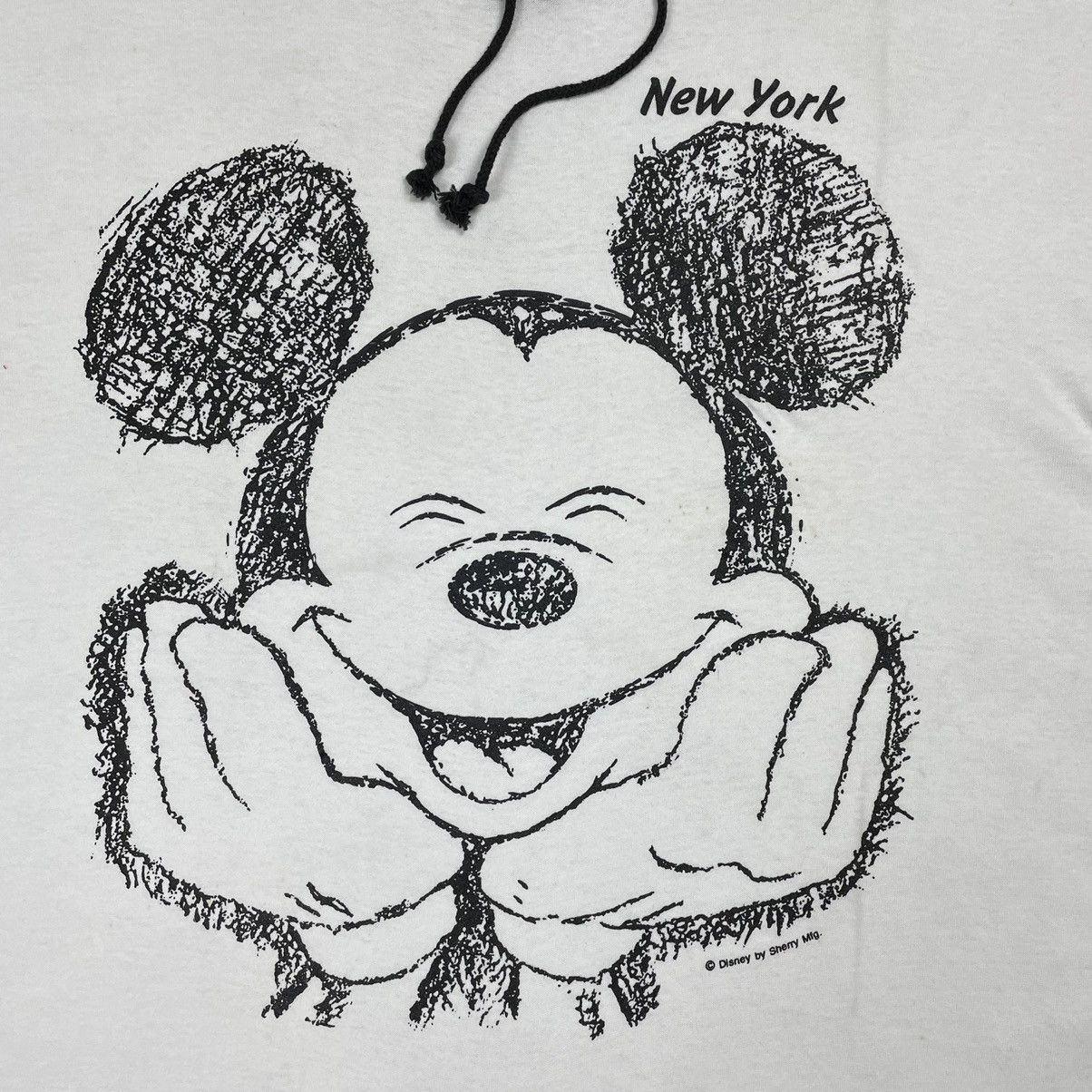 Mickey Mouse Vintage Mickey Mouse Handprint Design Hoodie T-shirt Size US L / EU 52-54 / 3 - 6 Thumbnail