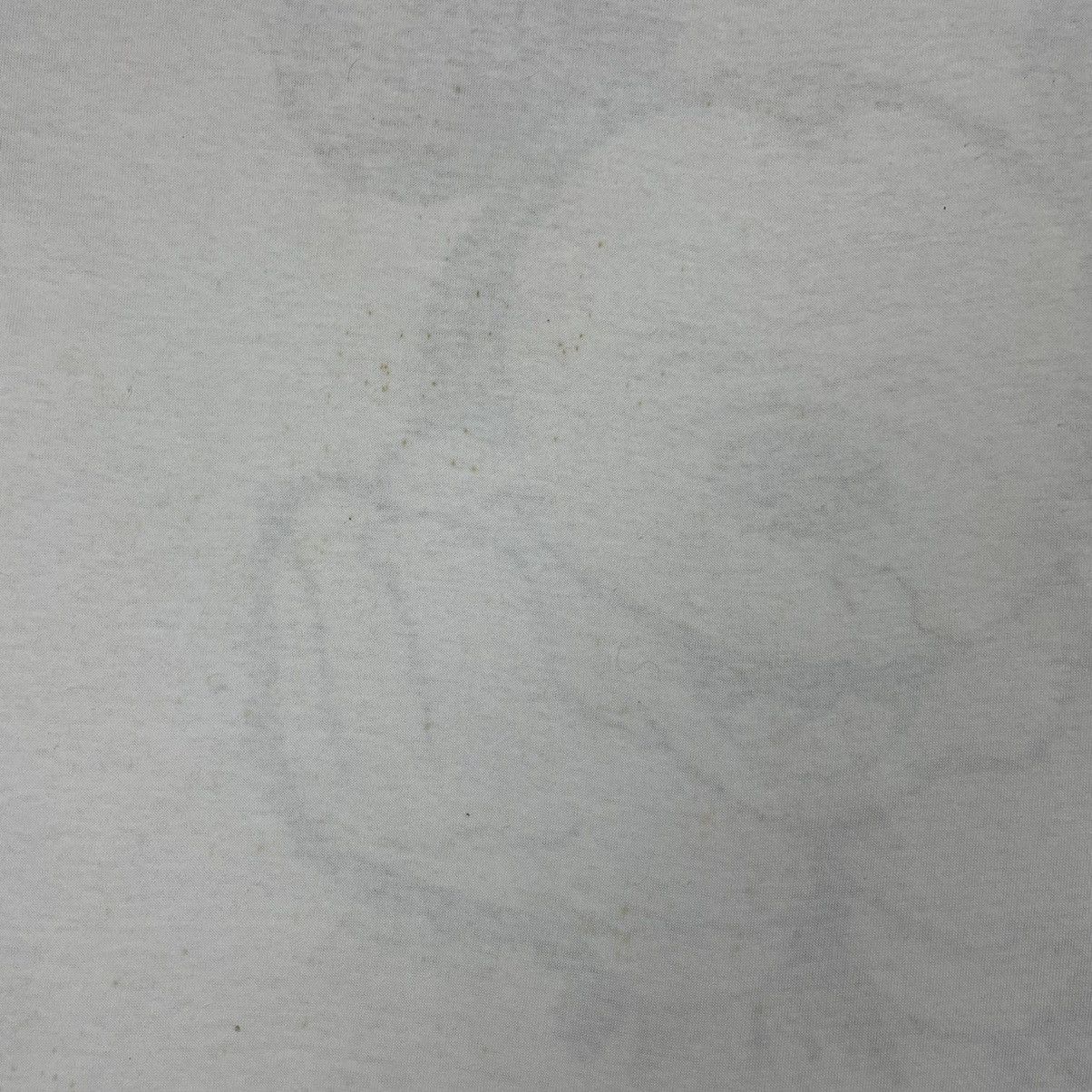 Mickey Mouse Vintage Mickey Mouse Handprint Design Hoodie T-shirt Size US L / EU 52-54 / 3 - 15 Thumbnail